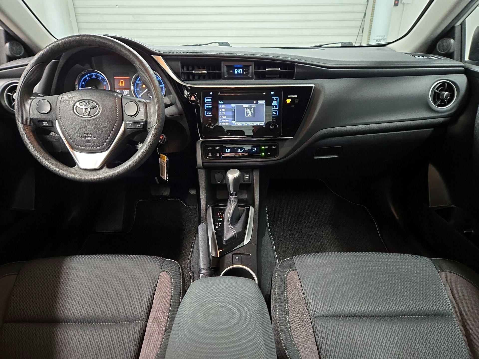 Thumbnail: 2017 Toyota Corolla - 9