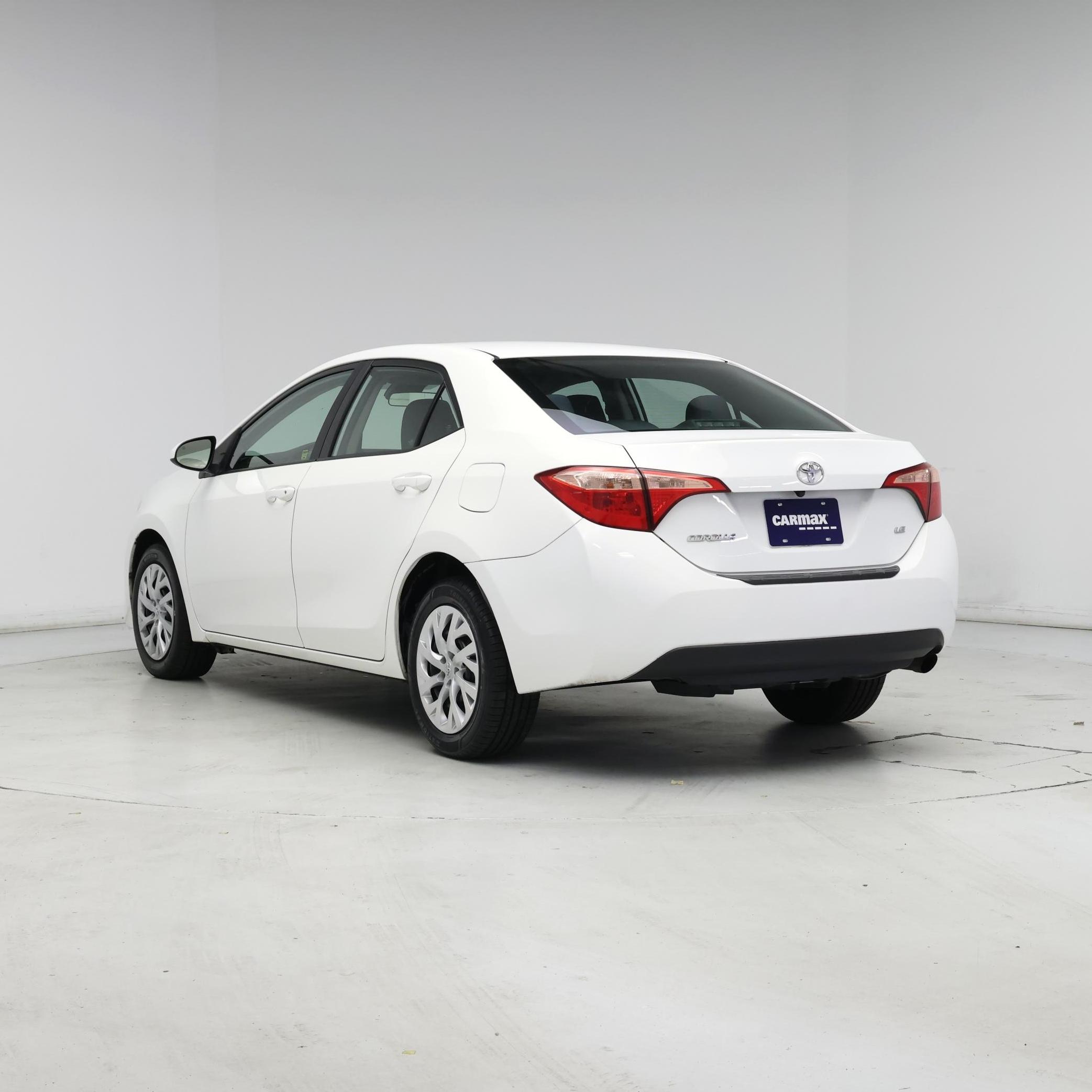 Thumbnail: 2017 Toyota Corolla - 2