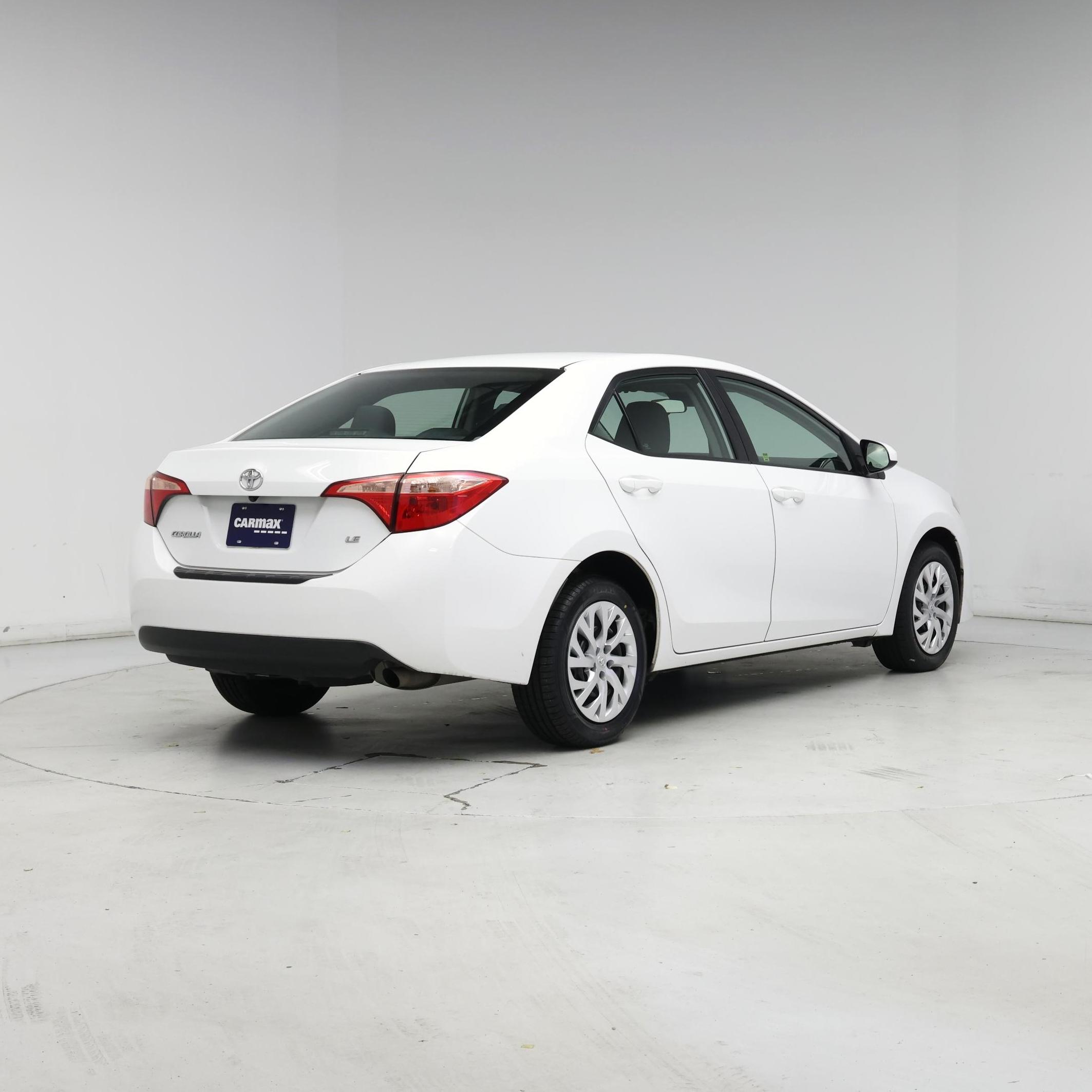 Thumbnail: 2017 Toyota Corolla - 8