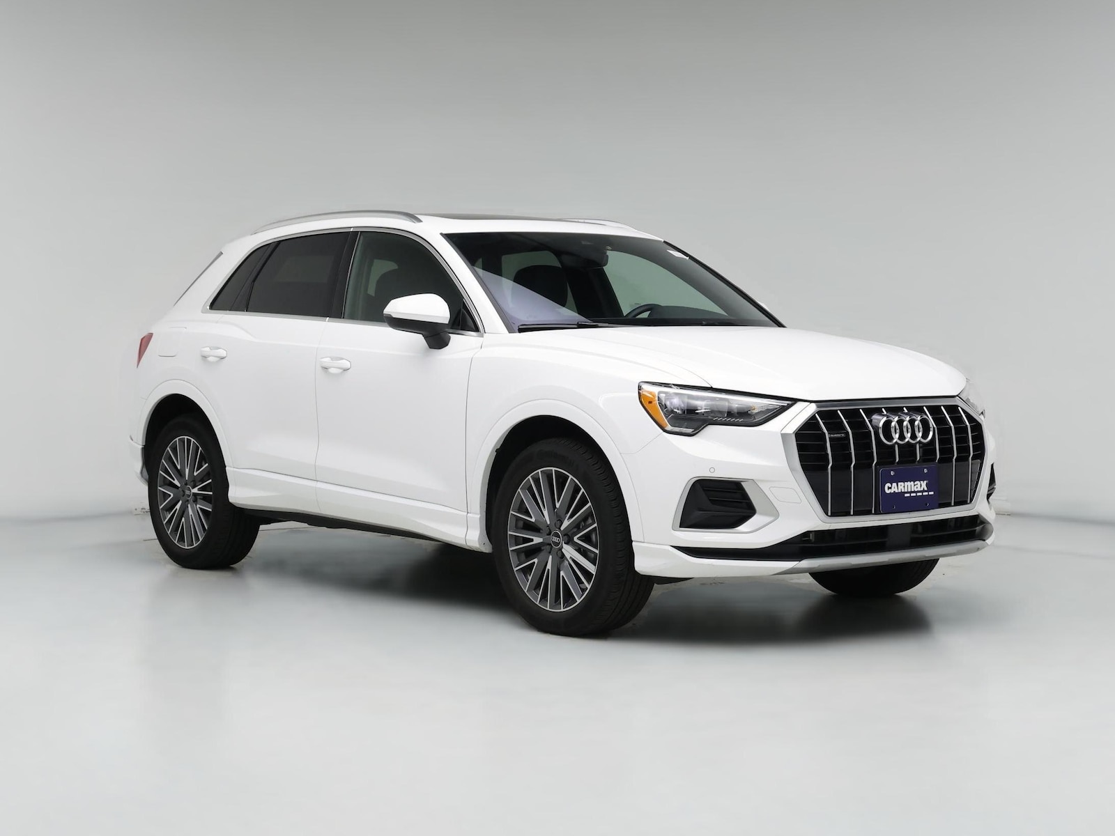 2022 Audi Q3