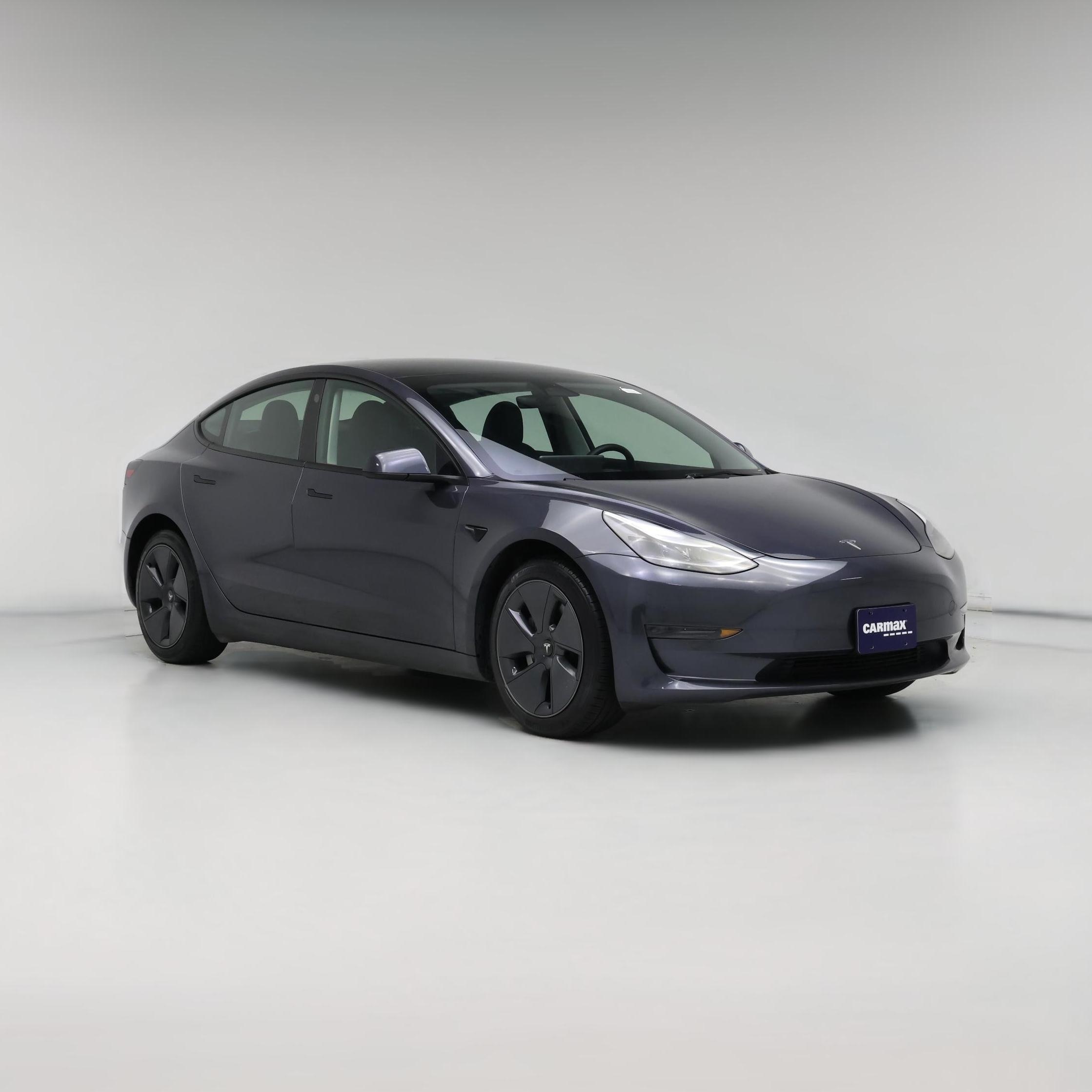 Thumbnail: 2023 Tesla Model 3 - 1