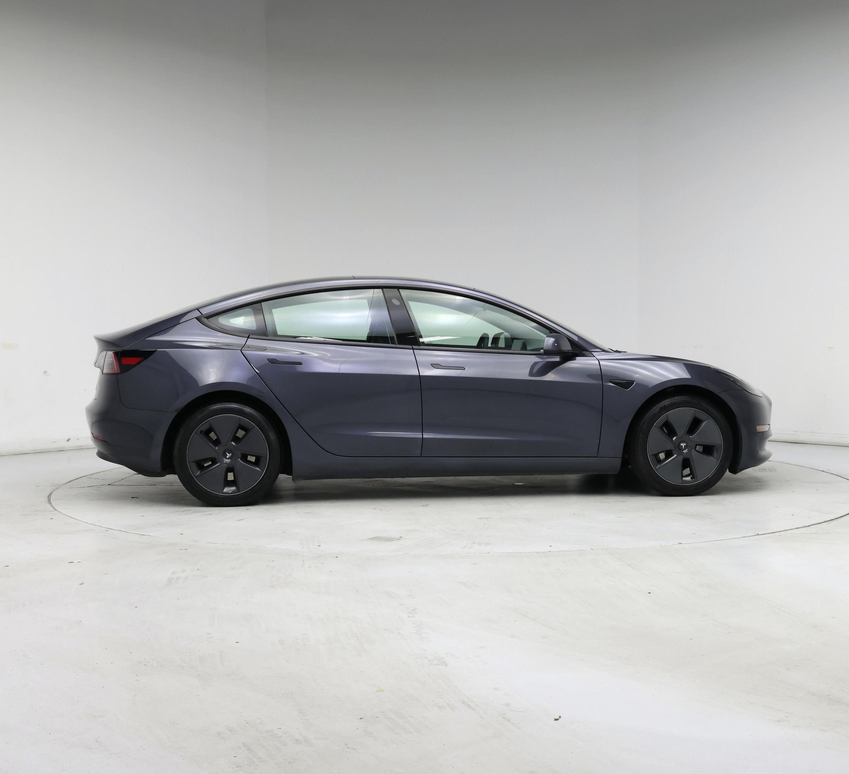 Thumbnail: 2023 Tesla Model 3 - 7