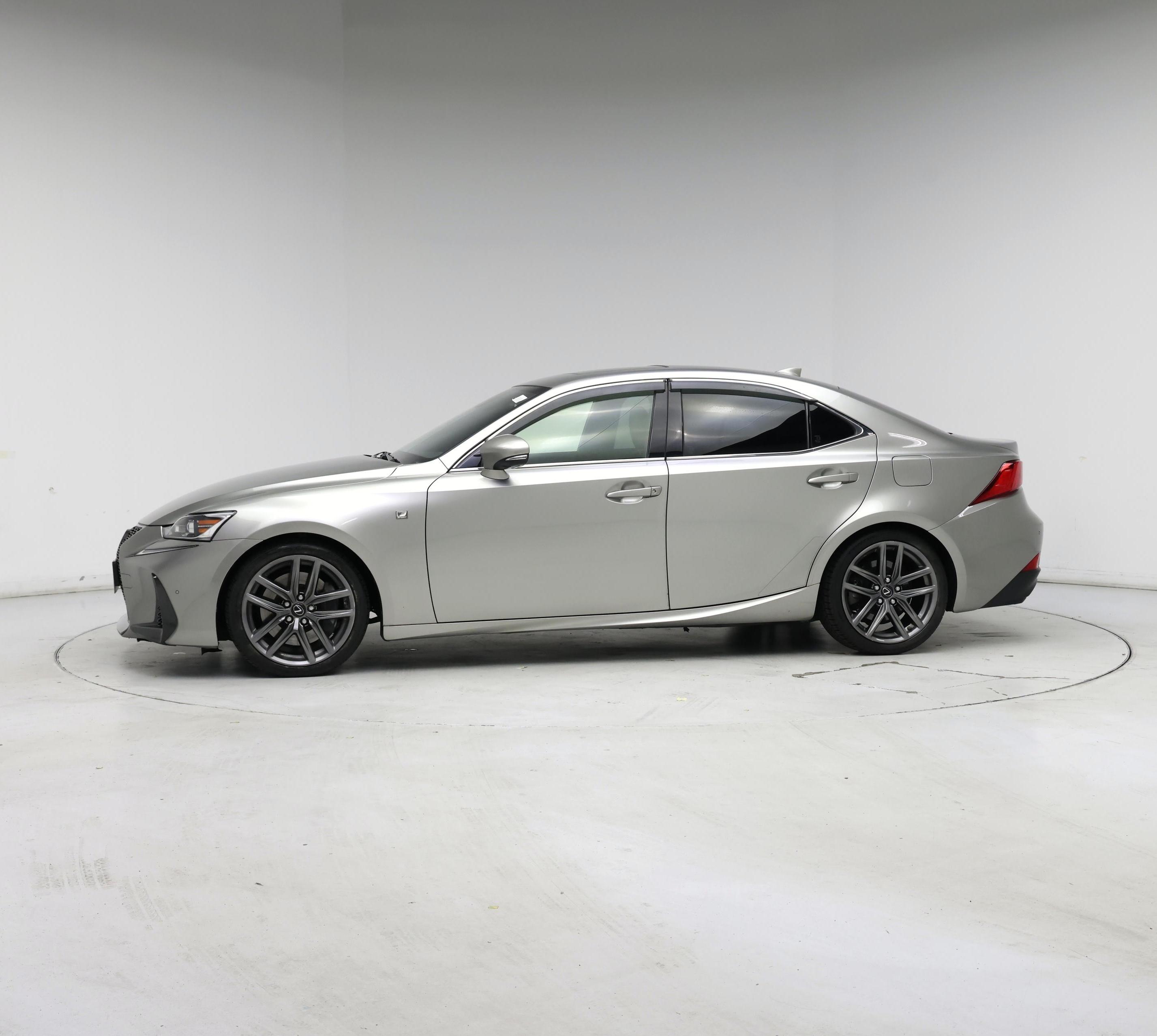 Thumbnail: 2018 Lexus IS - 3