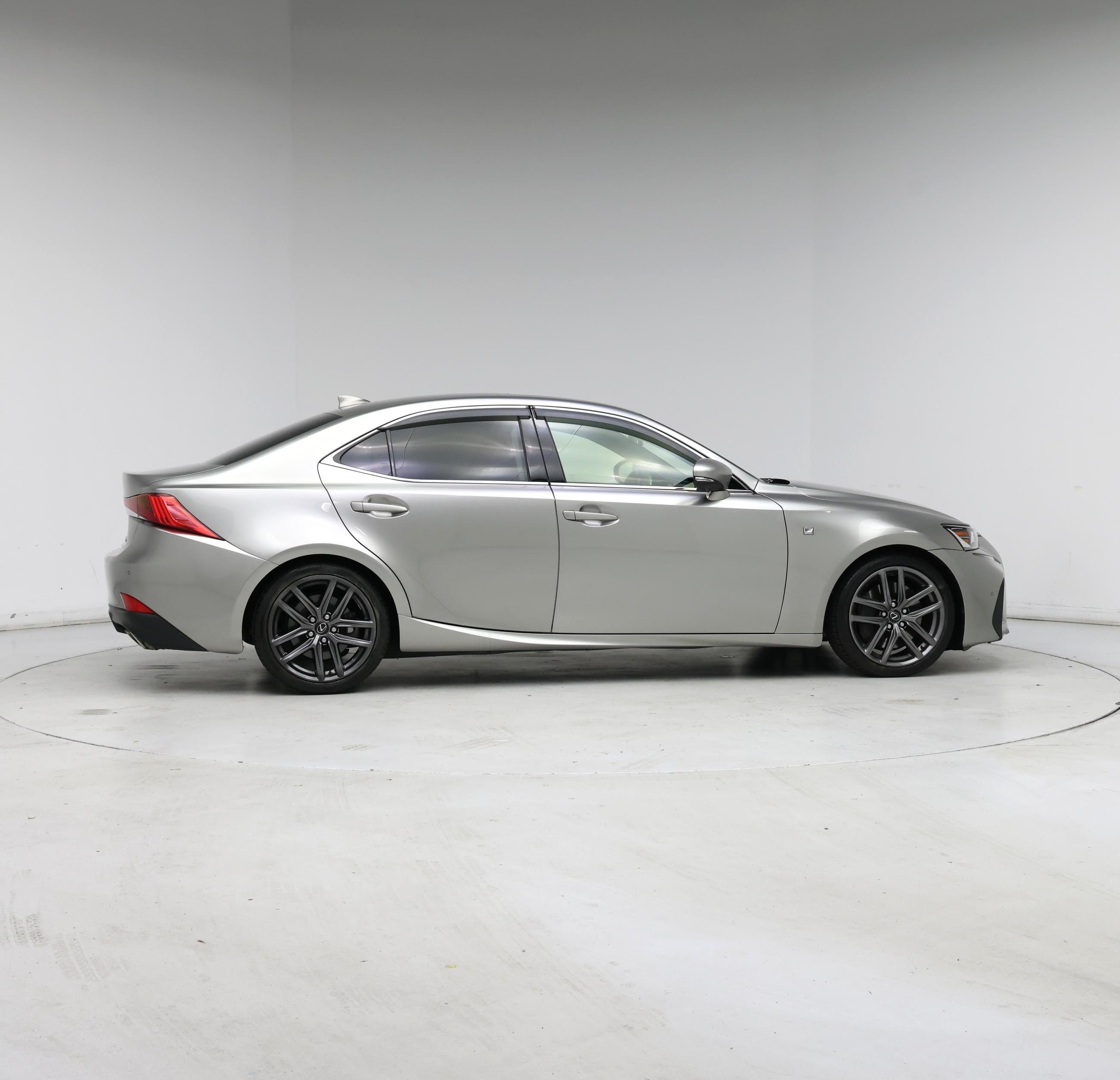 Thumbnail: 2018 Lexus IS - 7