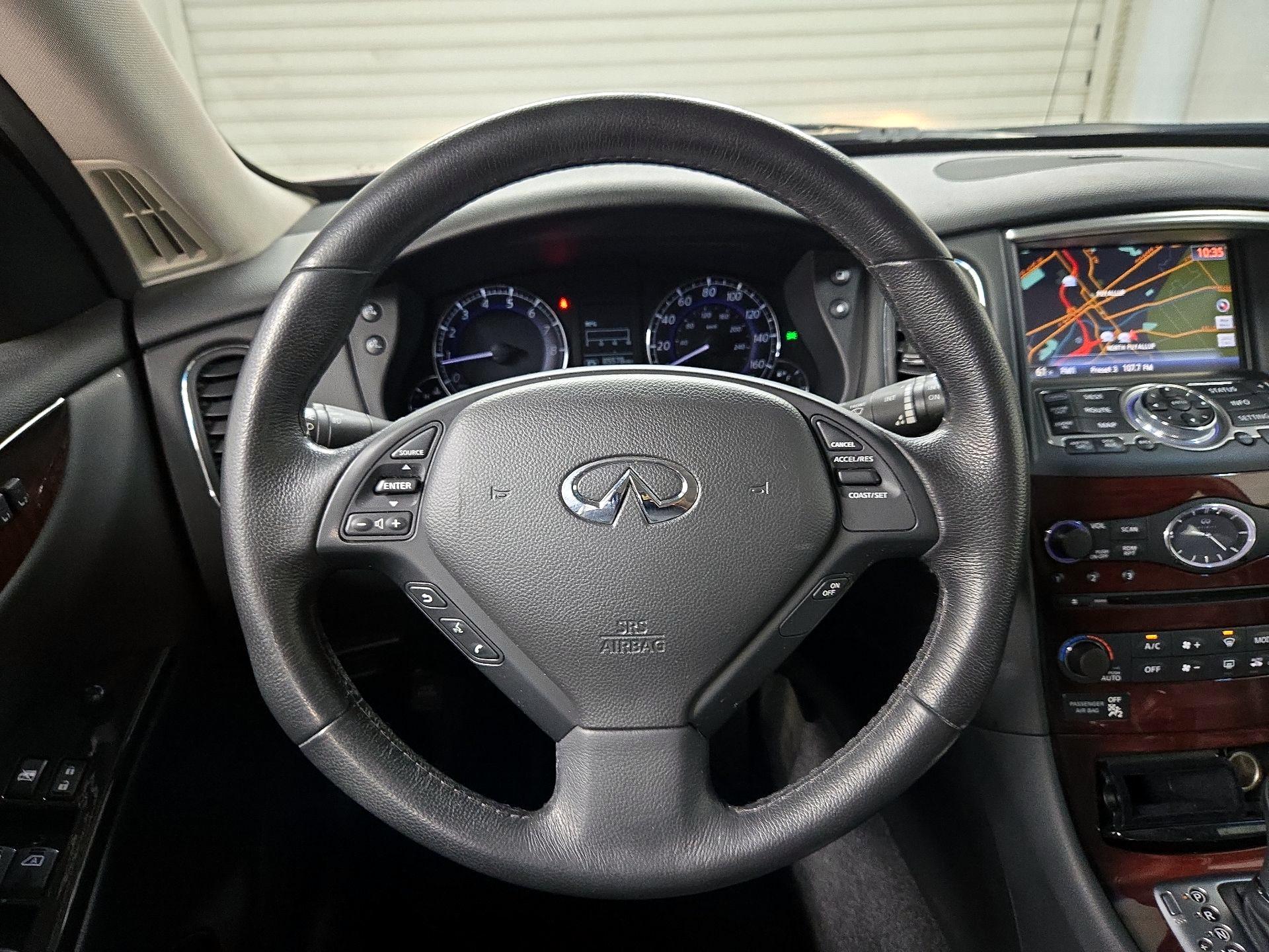 Thumbnail: 2017 INFINITI QX50 - 10