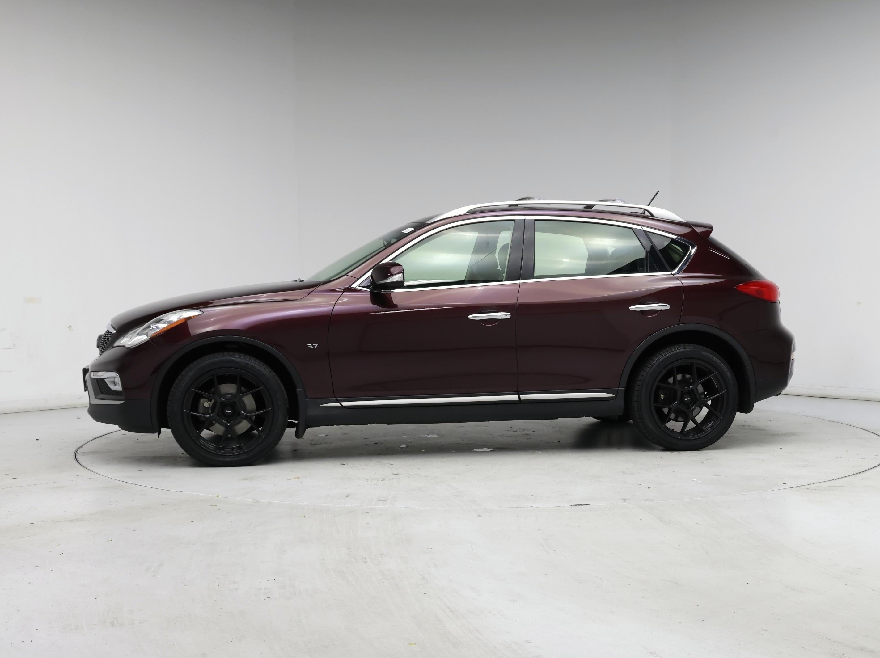 Thumbnail: 2017 INFINITI QX50 - 3