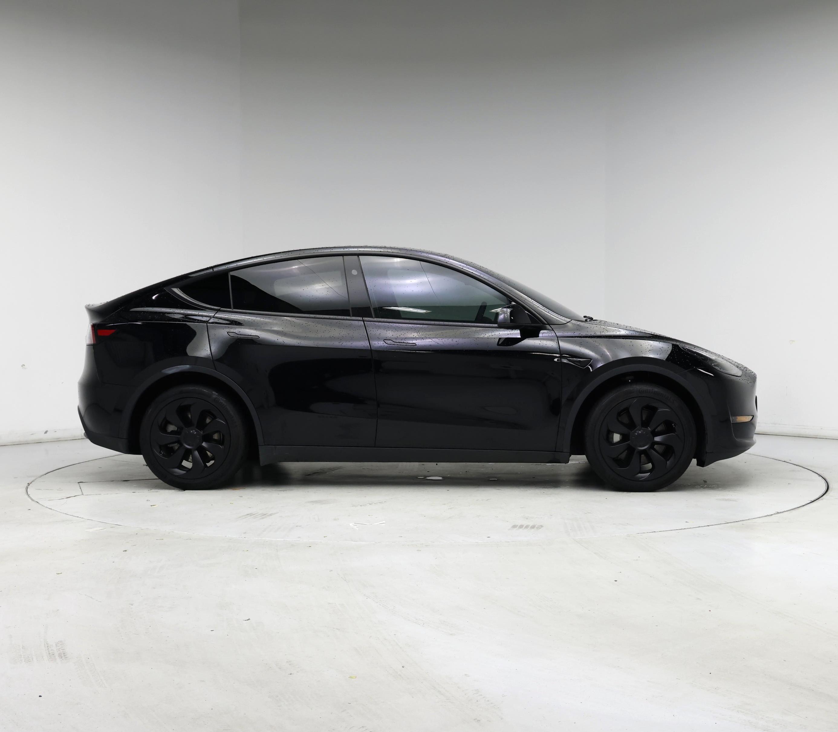 Thumbnail: 2023 Tesla Model Y - 7