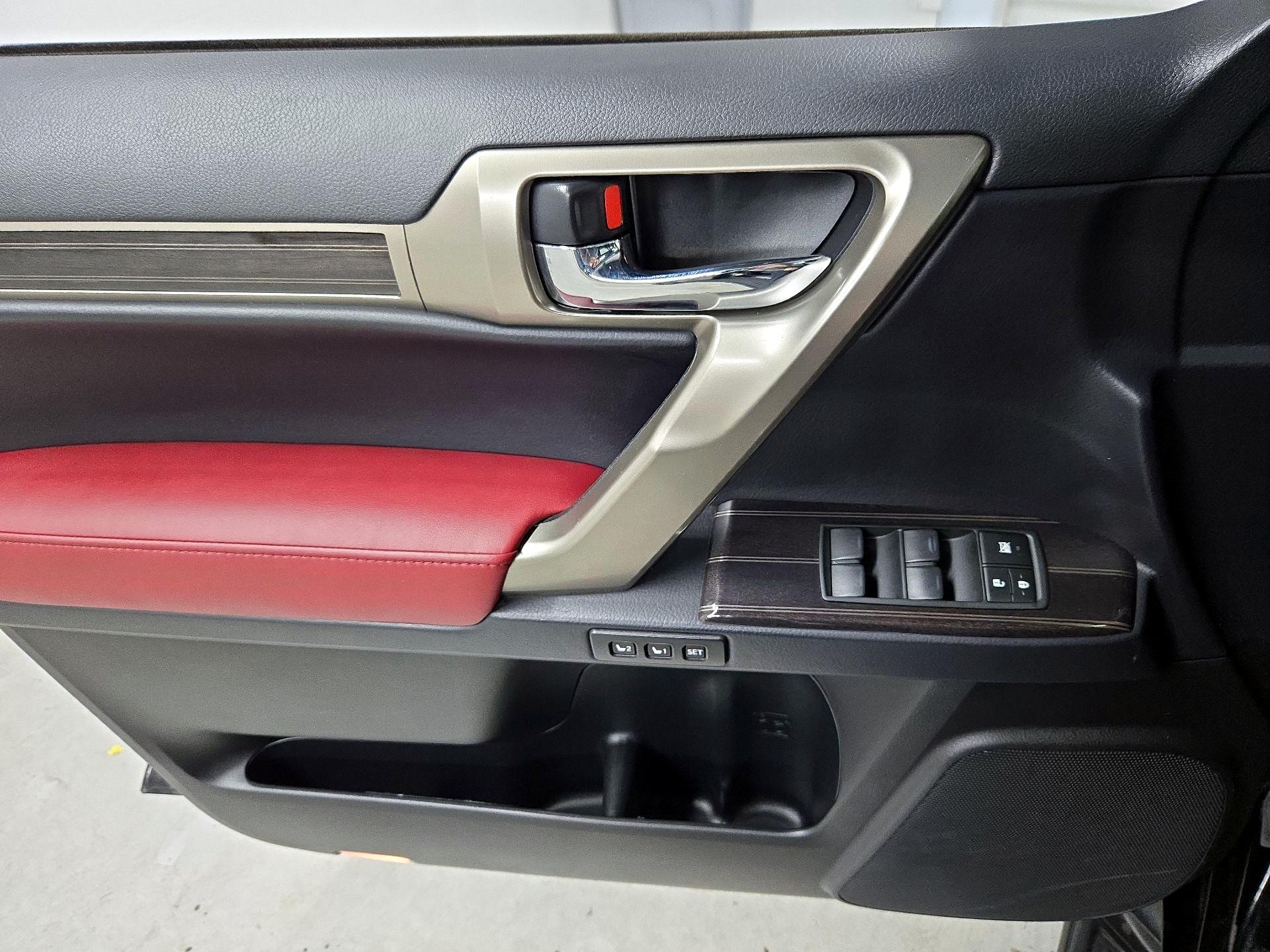 Thumbnail: 2021 Lexus GX - 12