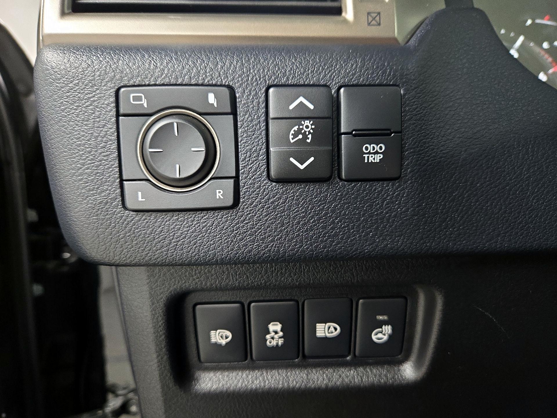 Thumbnail: 2021 Lexus GX - 13