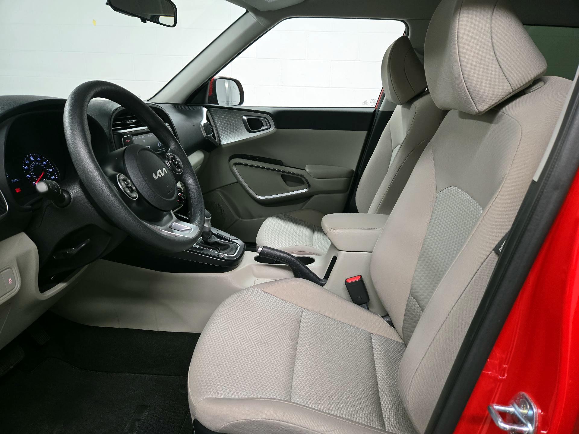 Thumbnail: 2022 Kia Soul - 11