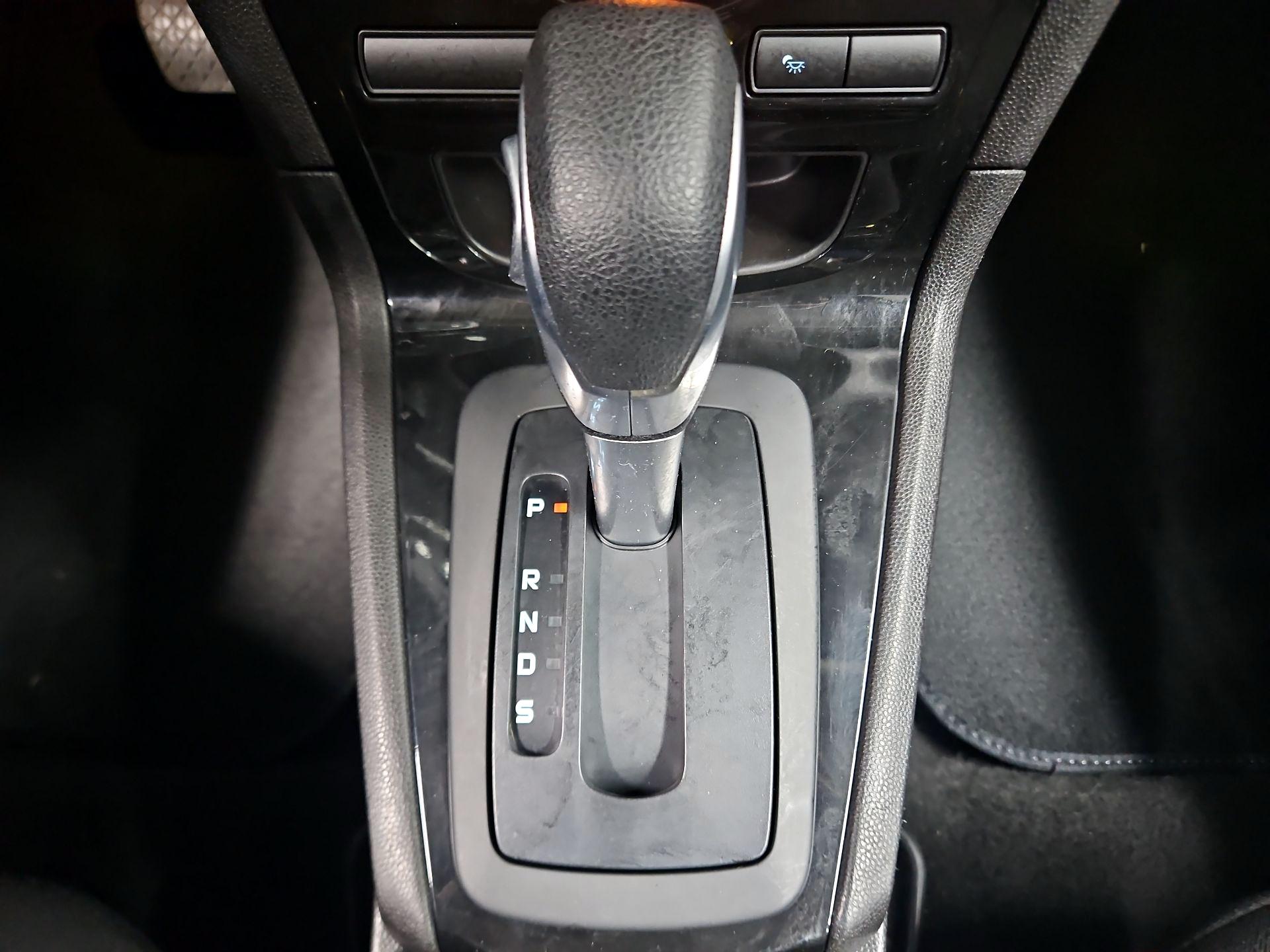 Thumbnail: 2016 Ford Fiesta - 16