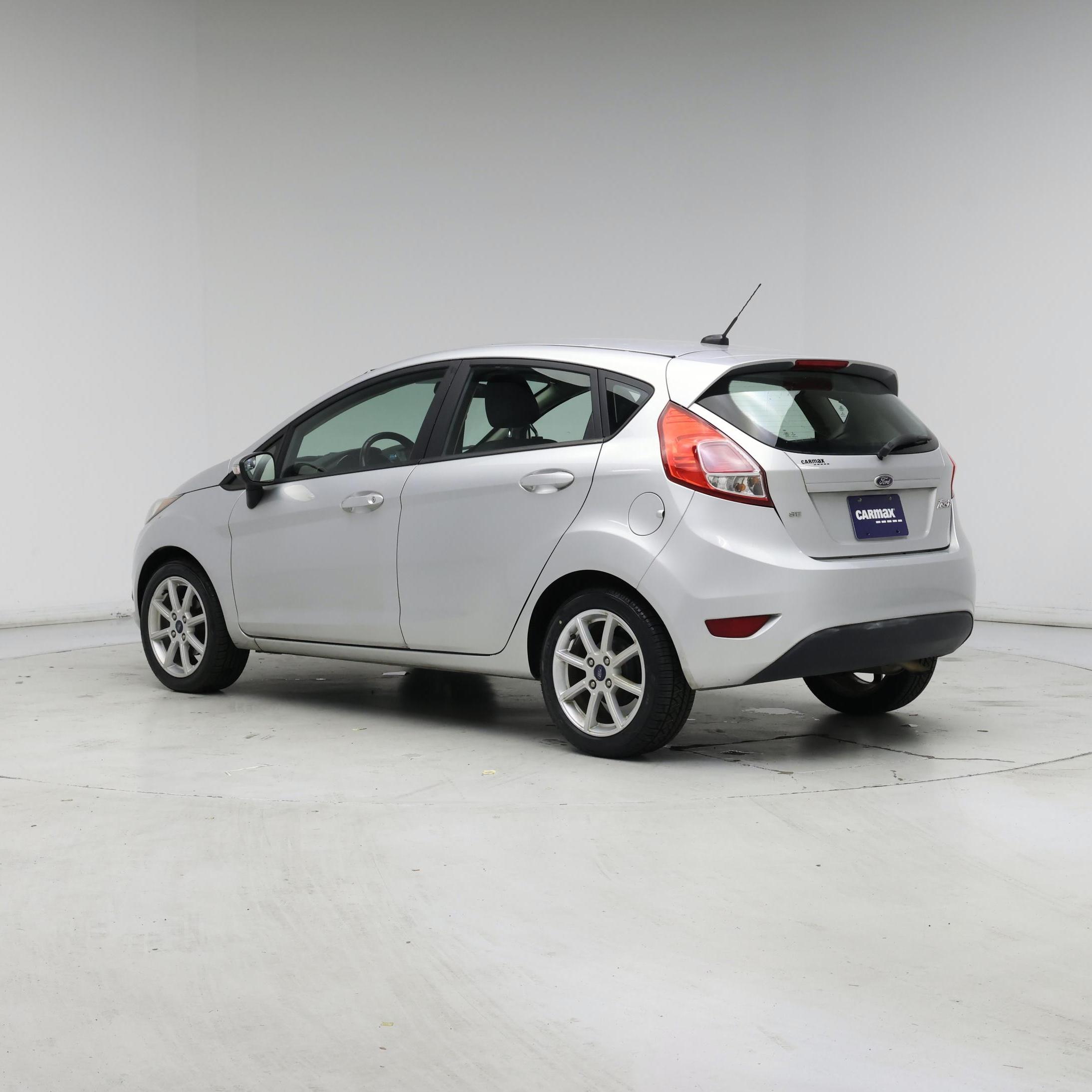 Thumbnail: 2016 Ford Fiesta - 2