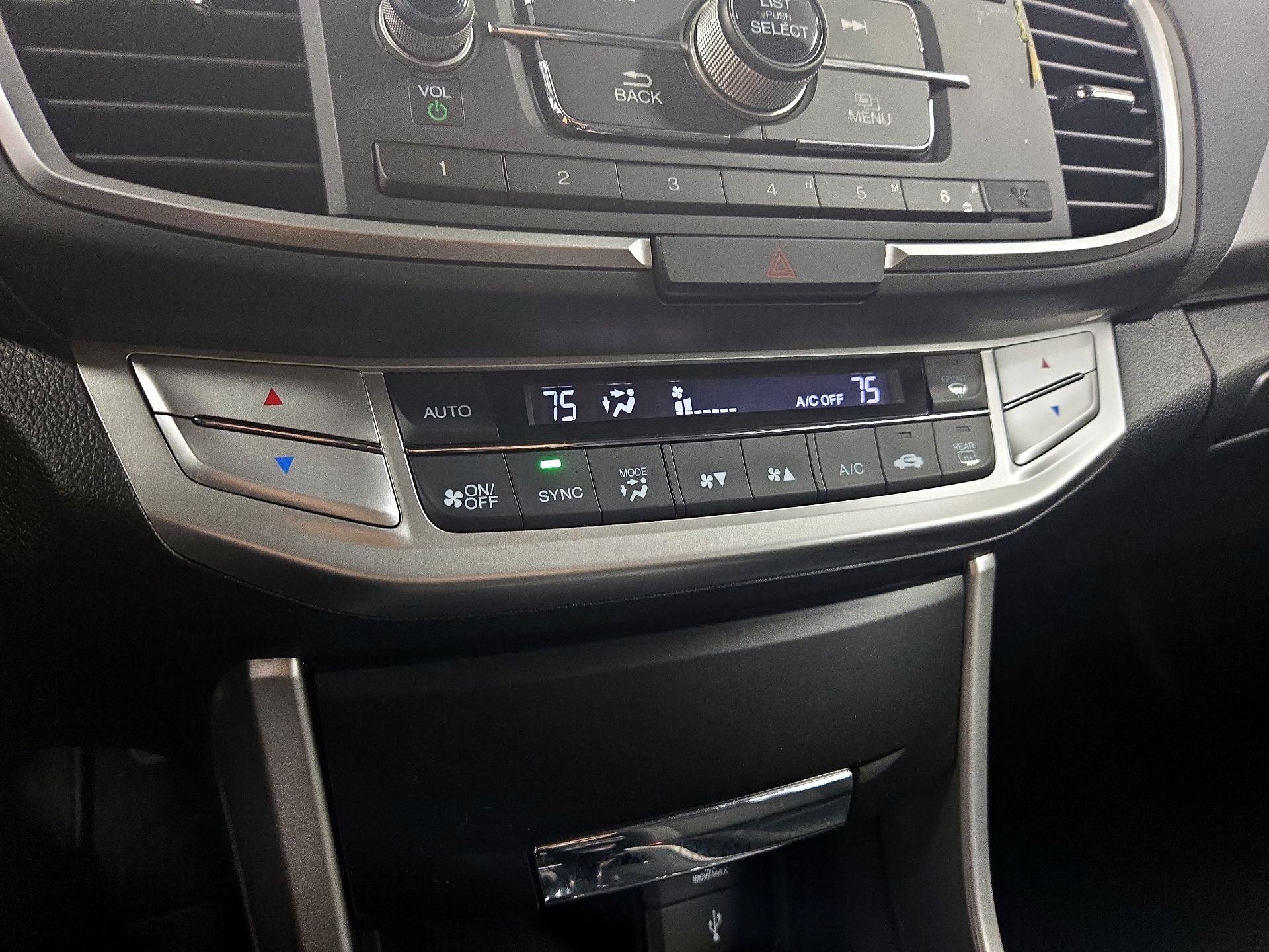 Thumbnail: 2014 Honda Accord - 16