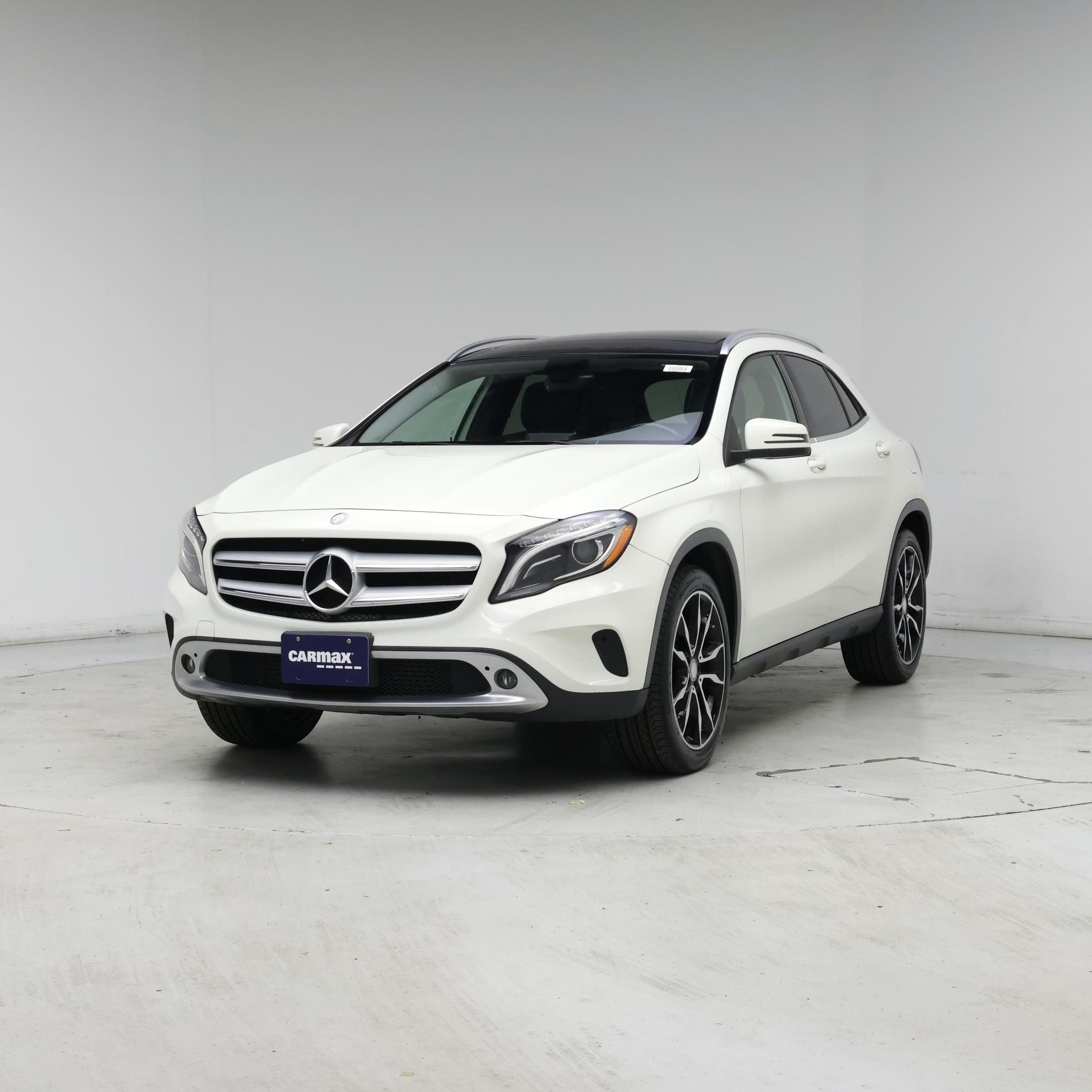 Thumbnail: 2015 Mercedes-Benz GLA - 4