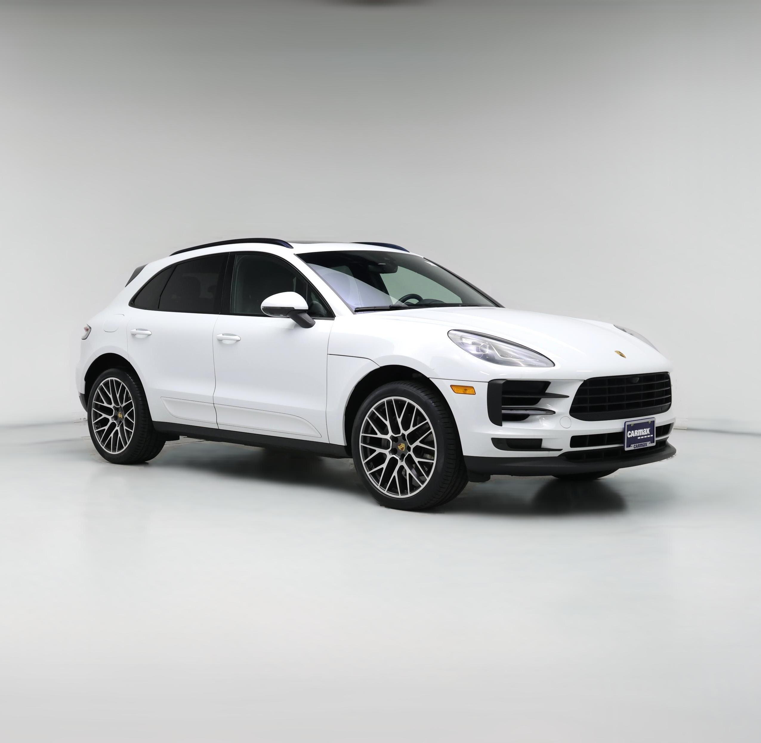 Thumbnail: 2021 Porsche Macan - 1