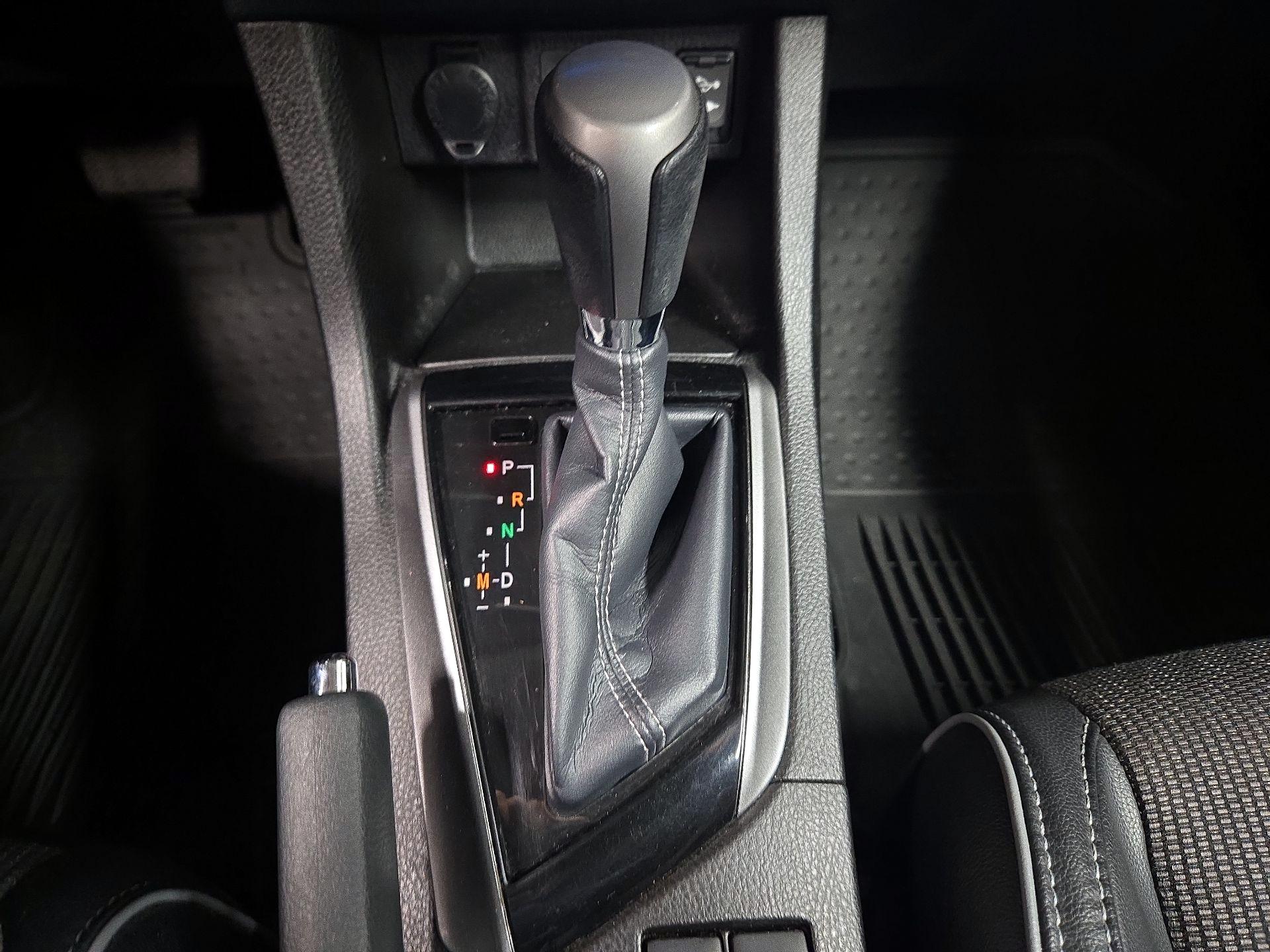 Thumbnail: 2016 Toyota Corolla - 18