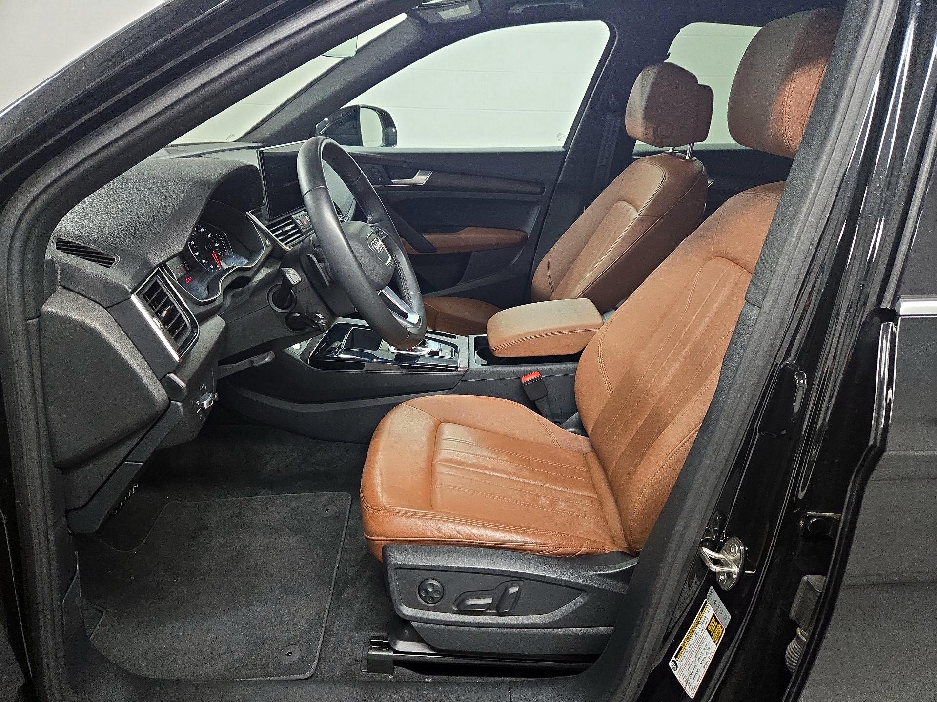 Thumbnail: 2023 Audi Q5 - 11