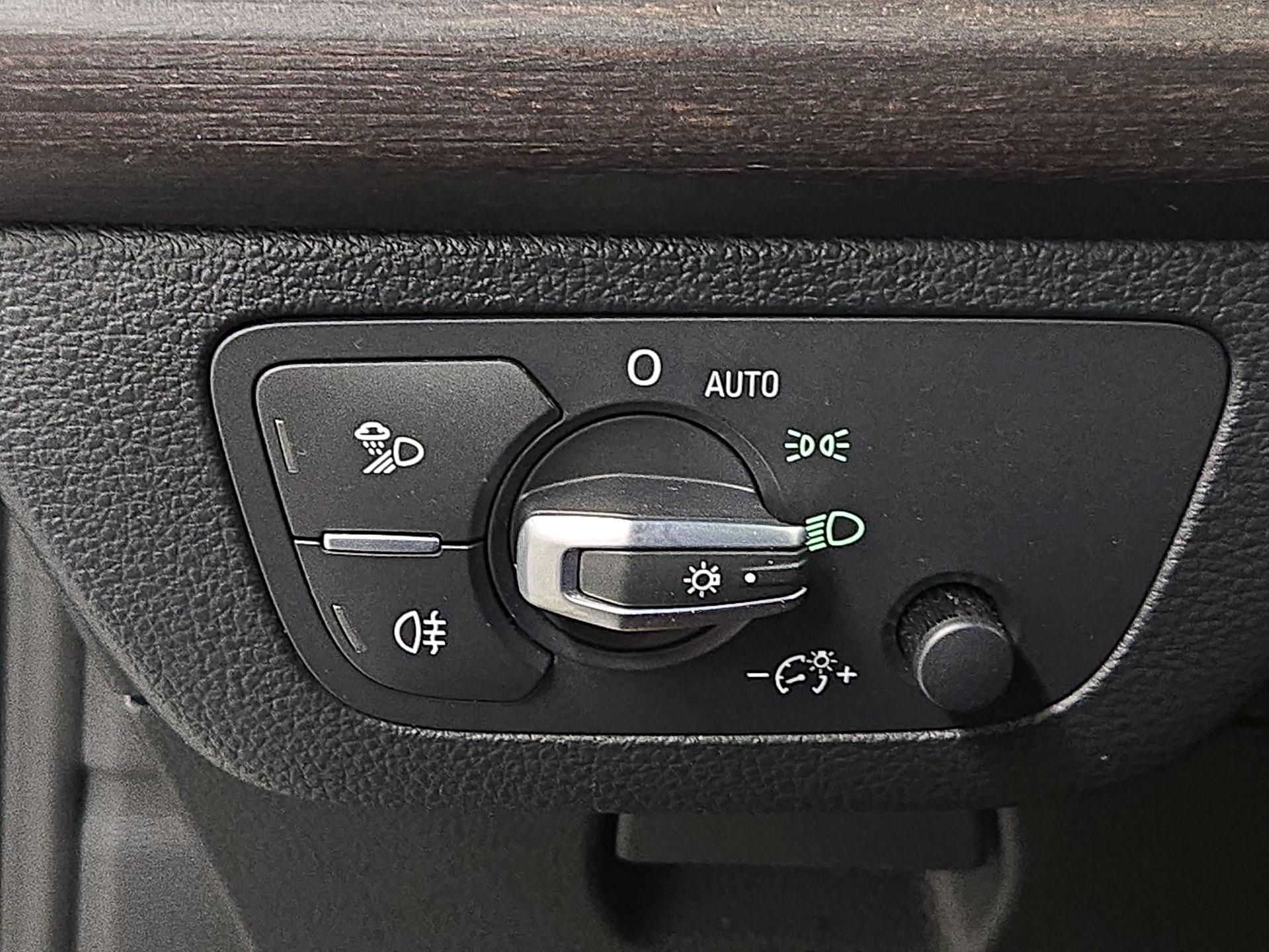 Thumbnail: 2023 Audi Q5 - 13