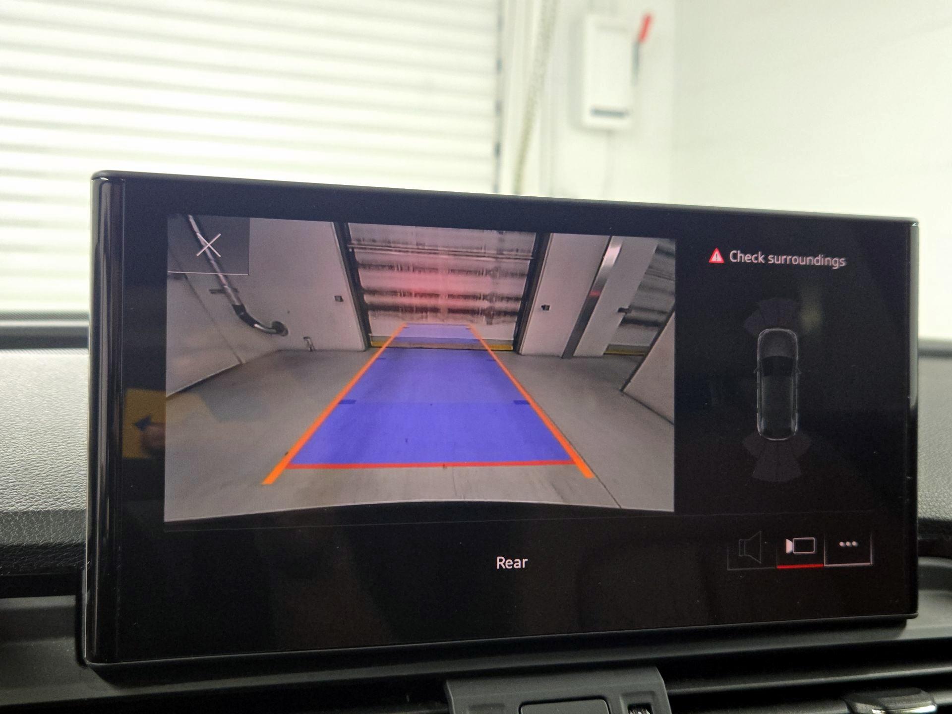 Thumbnail: 2023 Audi Q5 - 14