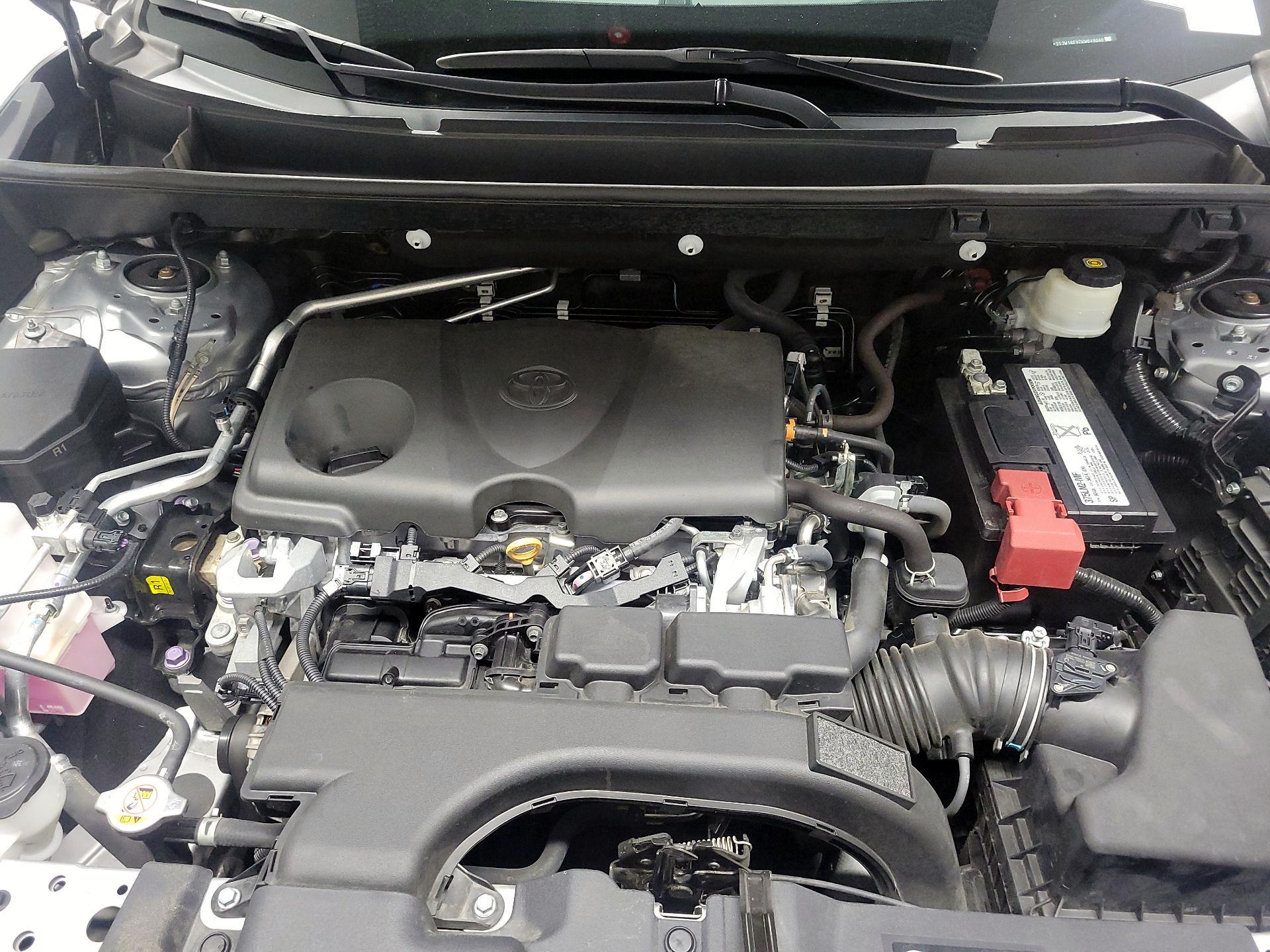 Thumbnail: 2019 Toyota RAV4 - 19