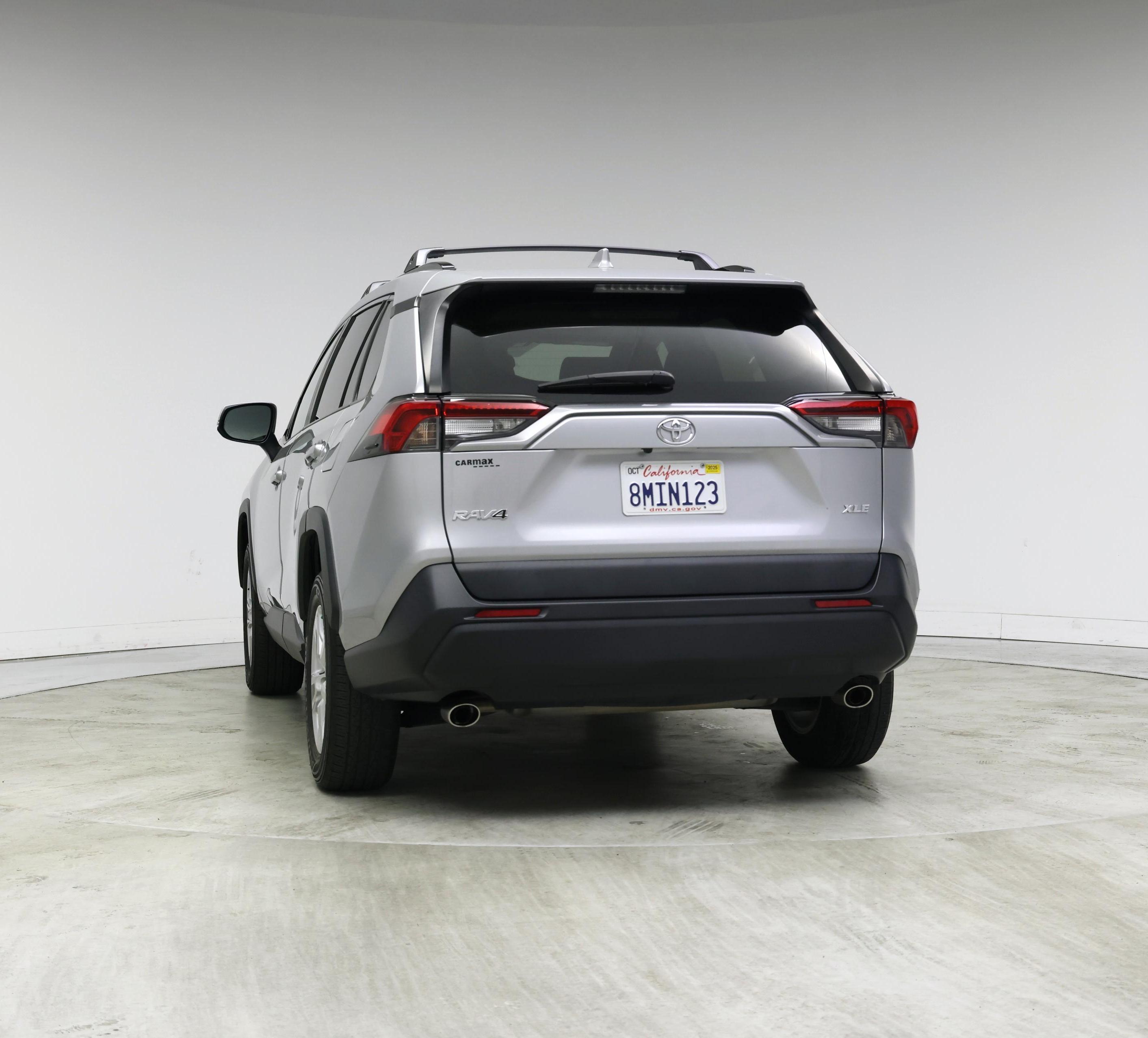 Thumbnail: 2019 Toyota RAV4 - 6