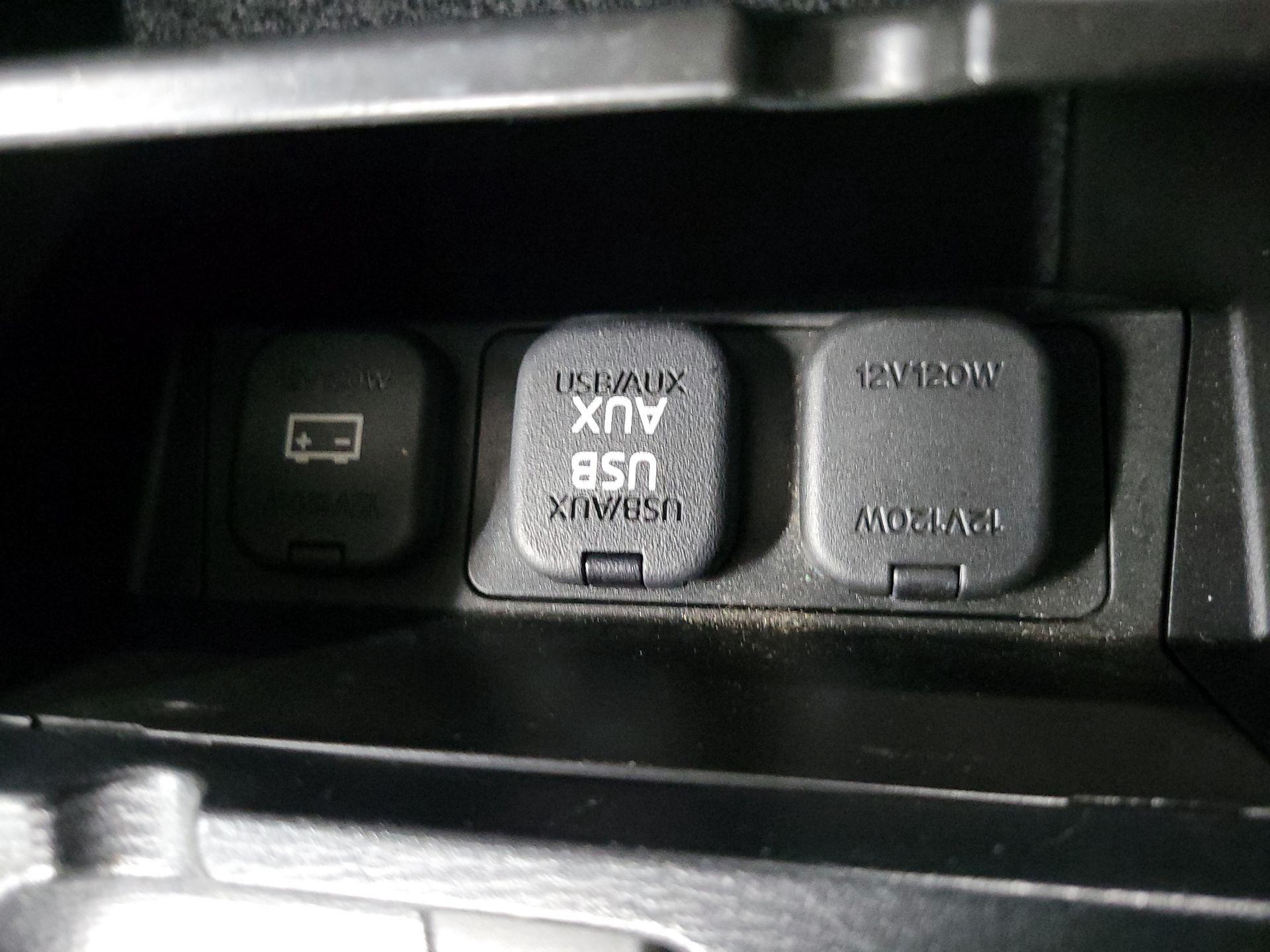Thumbnail: 2014 Mazda Mazda3 - 17