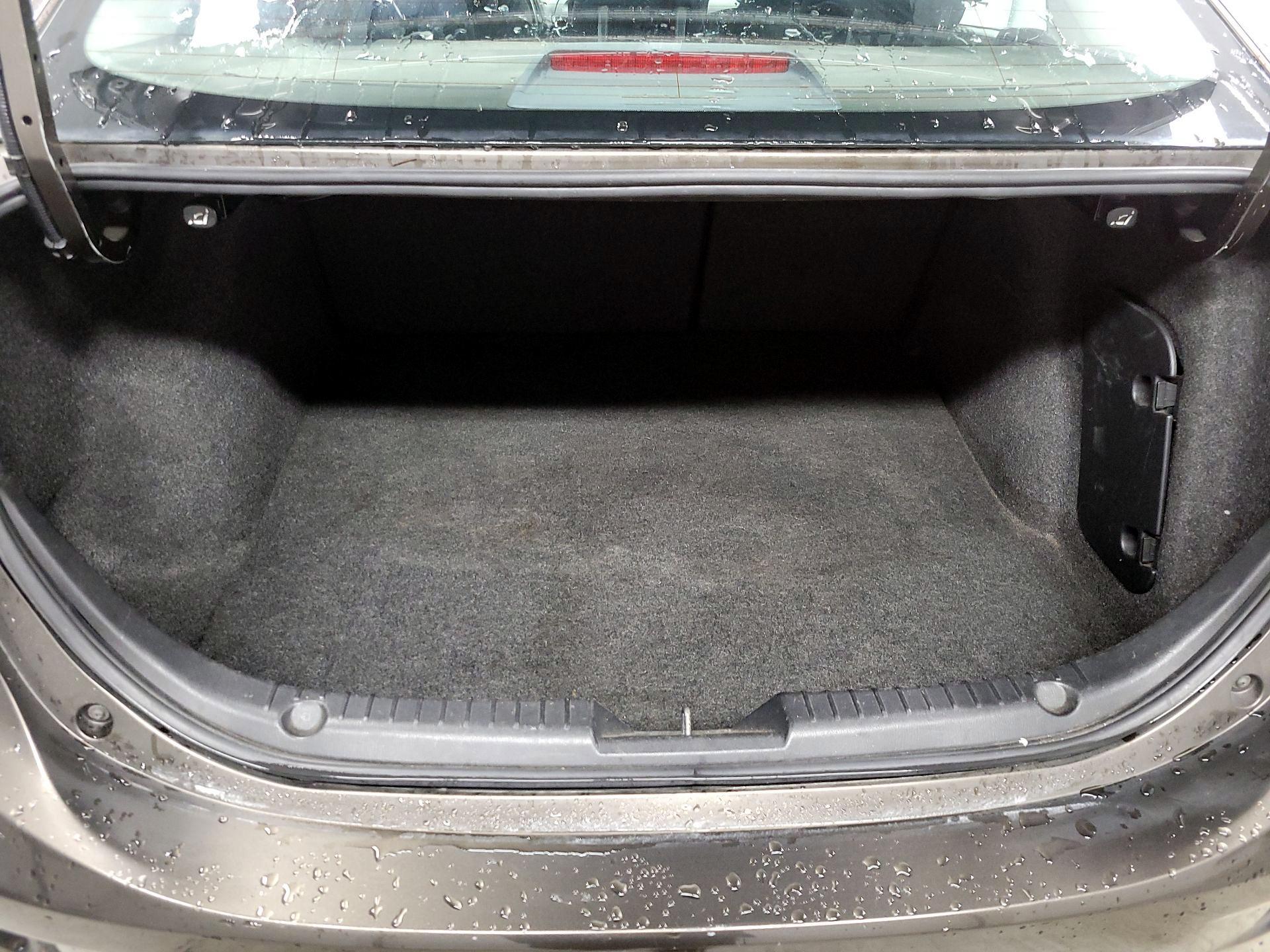 Thumbnail: 2014 Mazda Mazda3 - 19