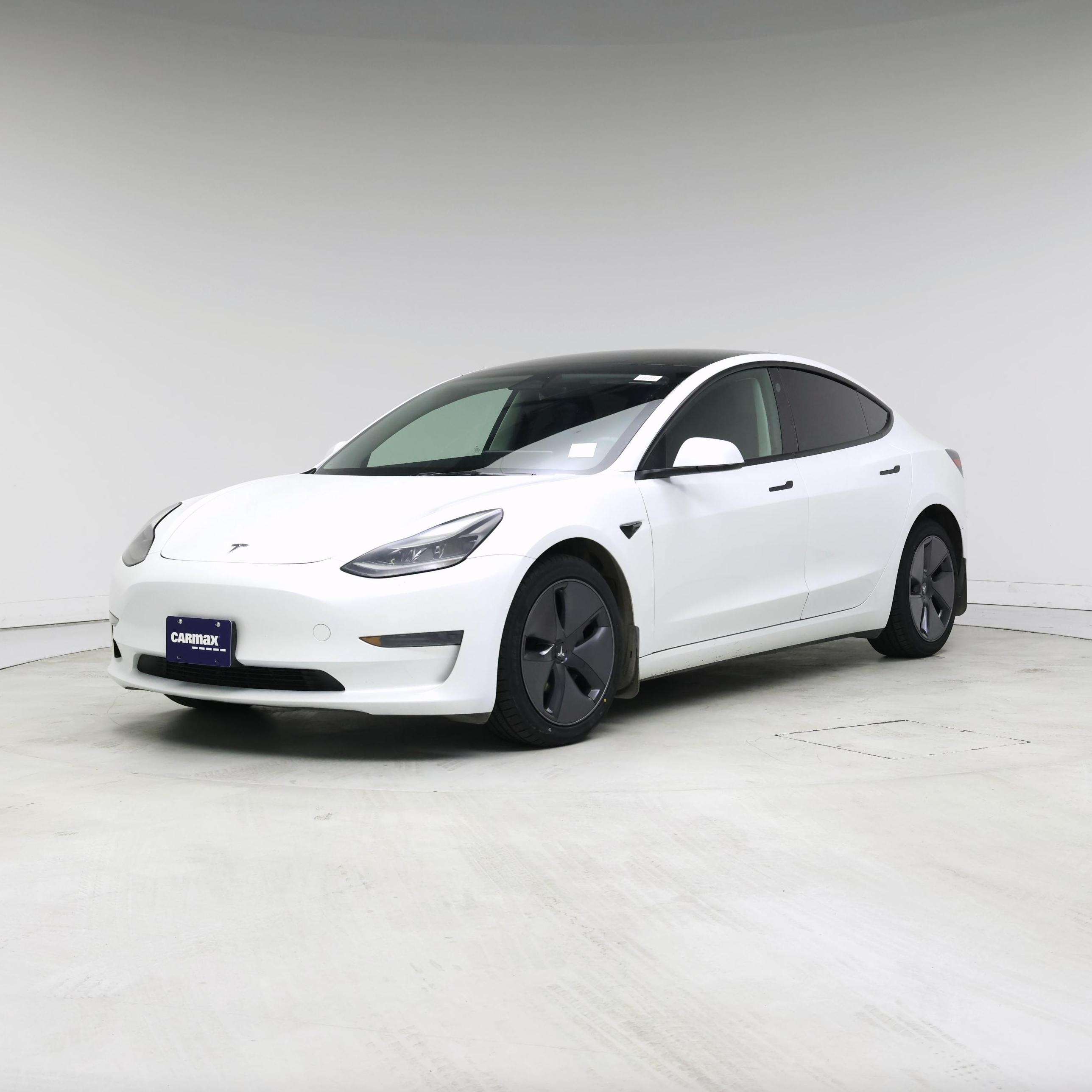 Thumbnail: 2023 Tesla Model 3 - 4