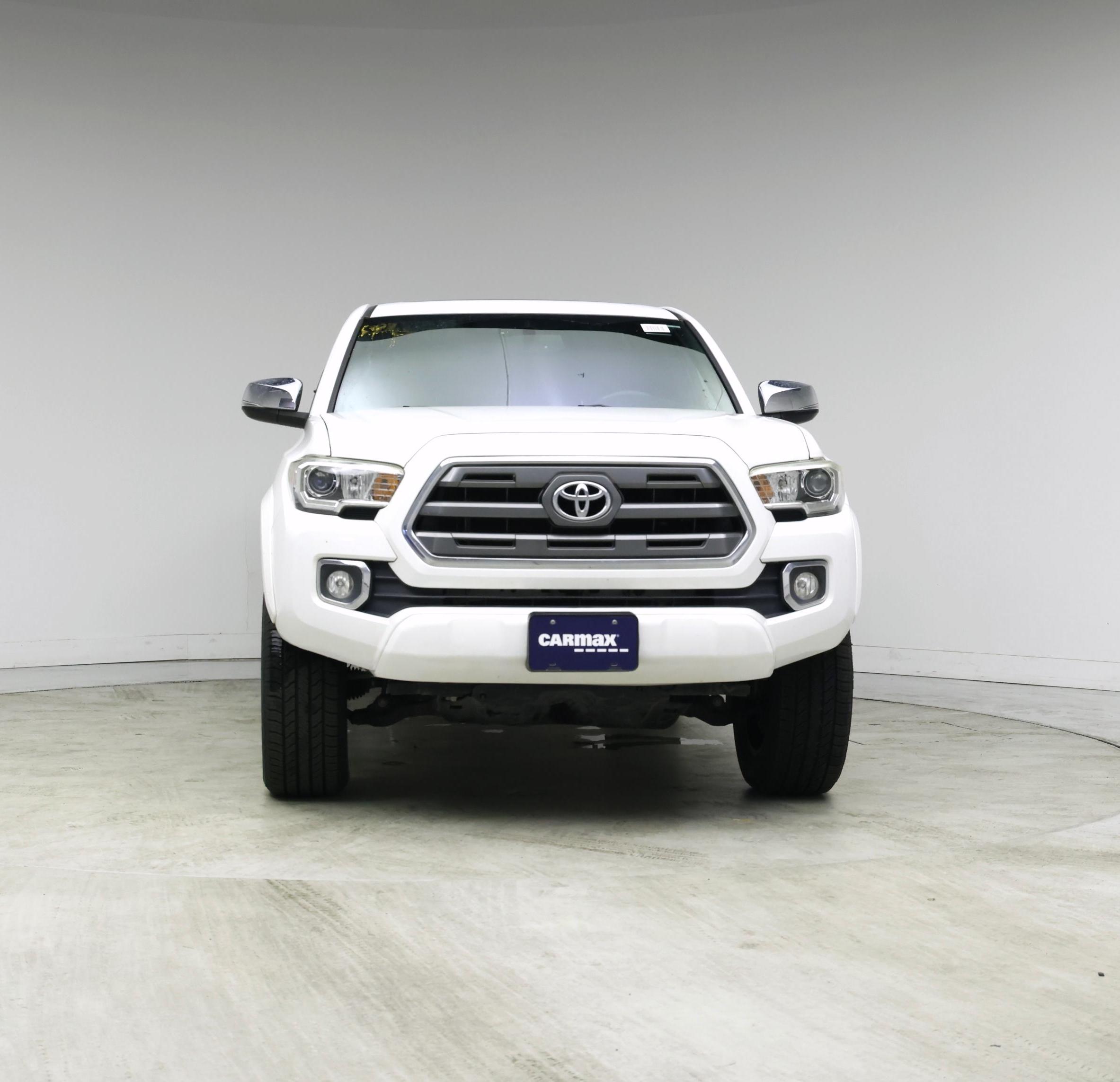 Thumbnail: 2017 Toyota Tacoma - 5