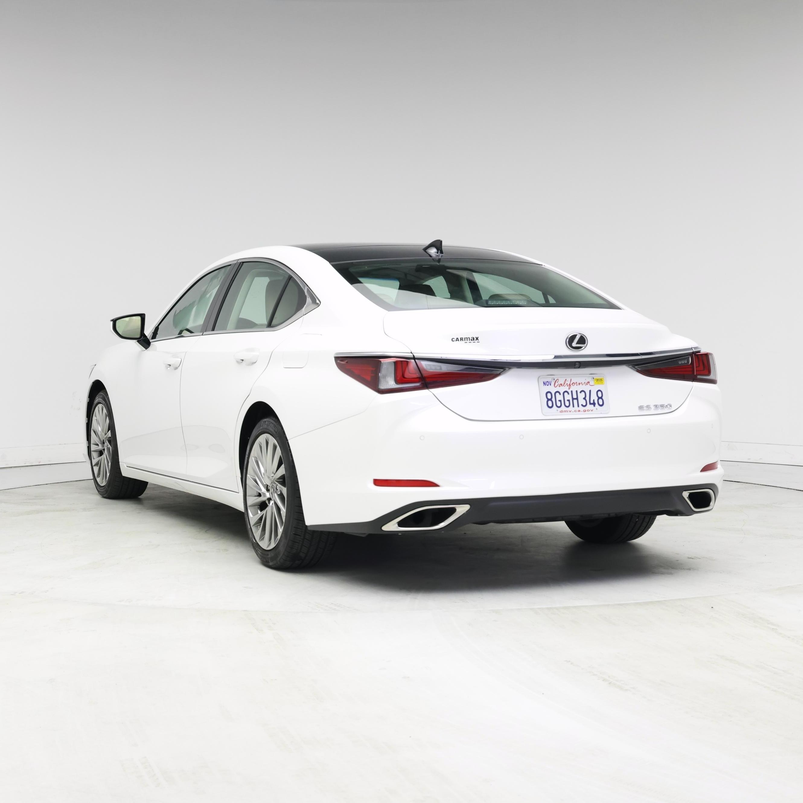 Thumbnail: 2019 Lexus ES - 2