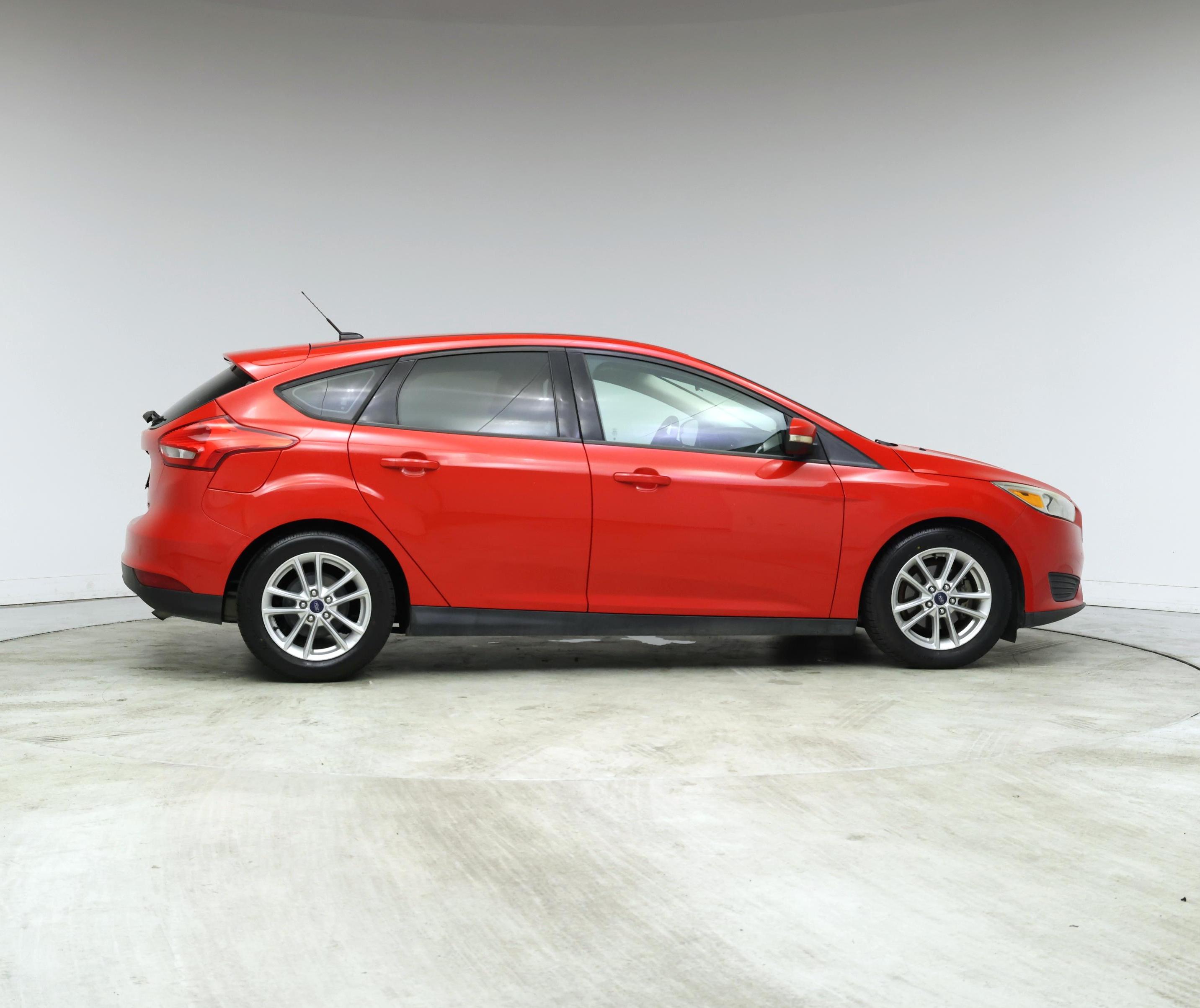 Thumbnail: 2016 Ford Focus - 7