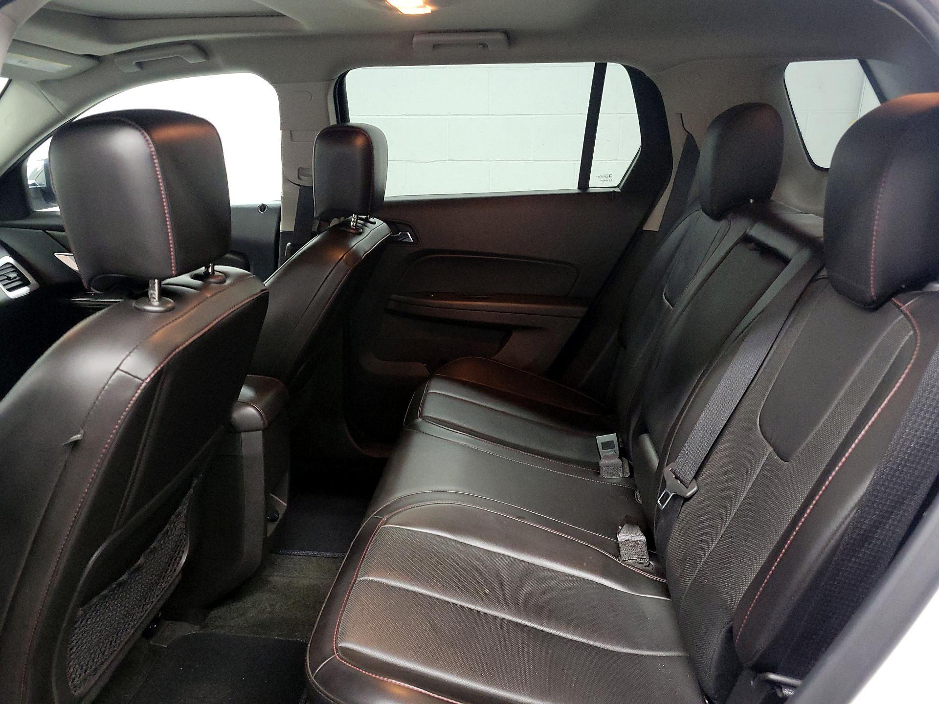 Thumbnail: 2015 GMC Terrain - 17