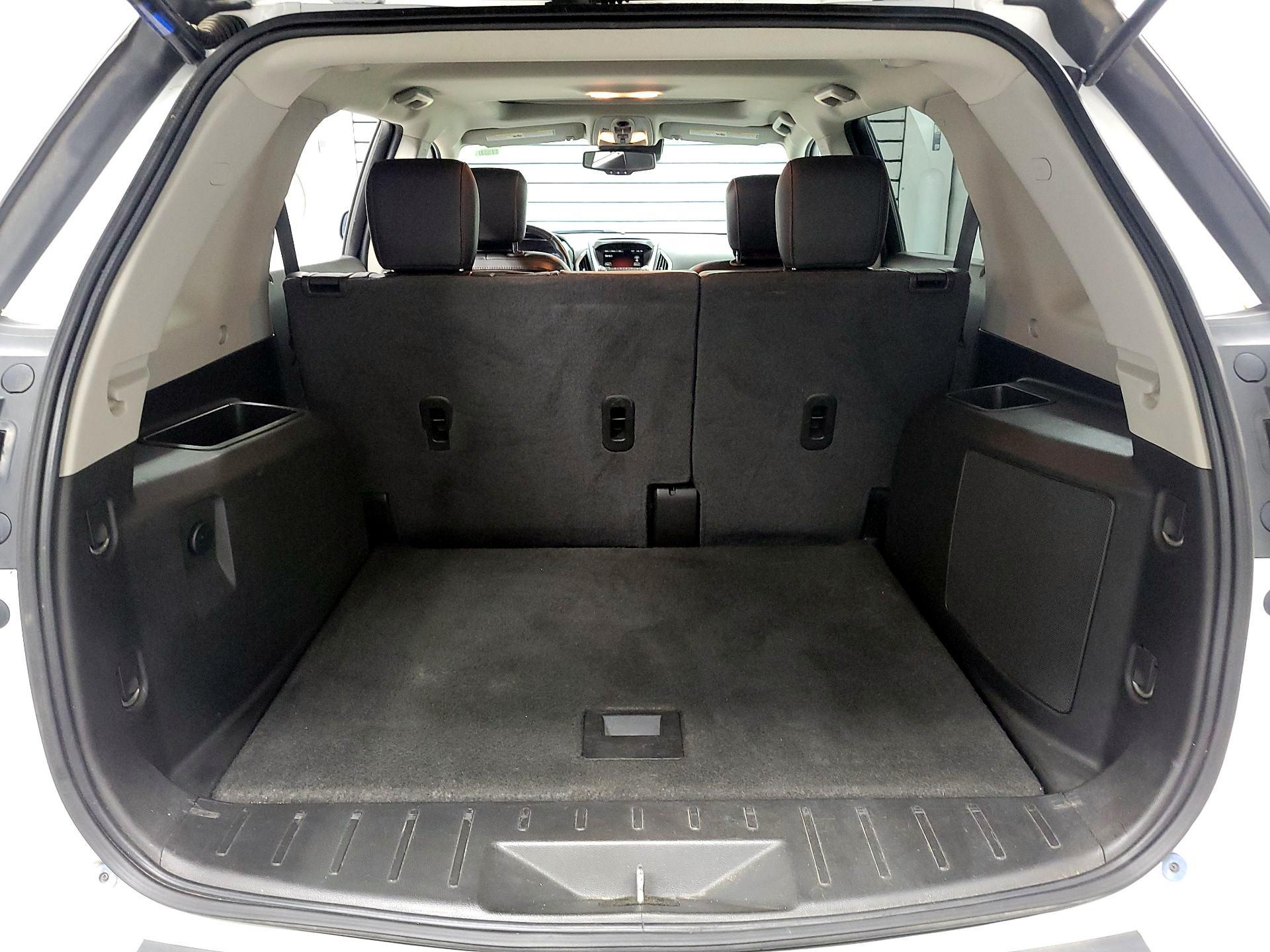 Thumbnail: 2015 GMC Terrain - 18