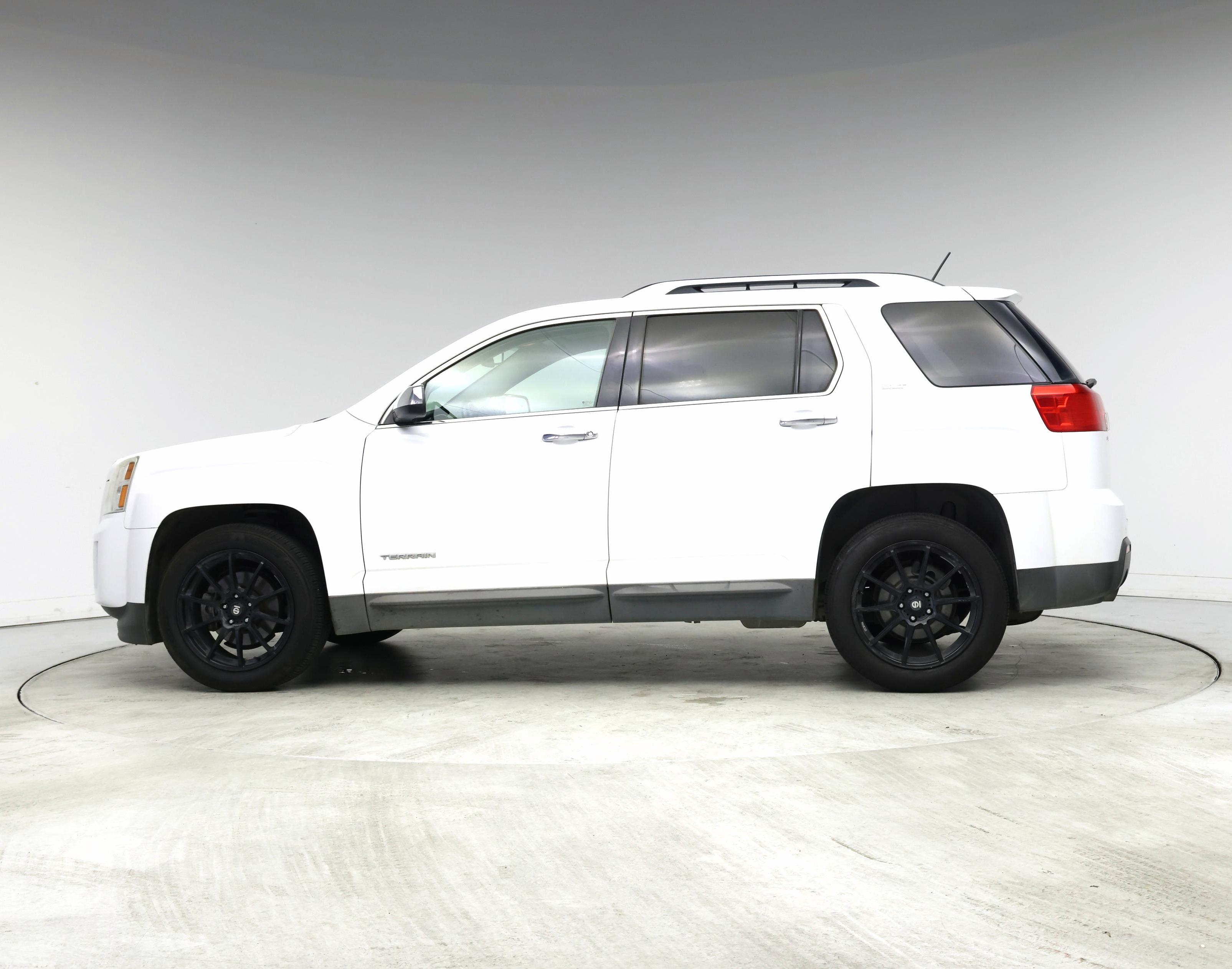 Thumbnail: 2015 GMC Terrain - 3