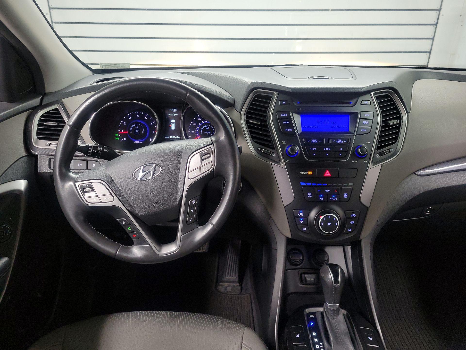 Thumbnail: 2013 Hyundai Santa Fe - 9