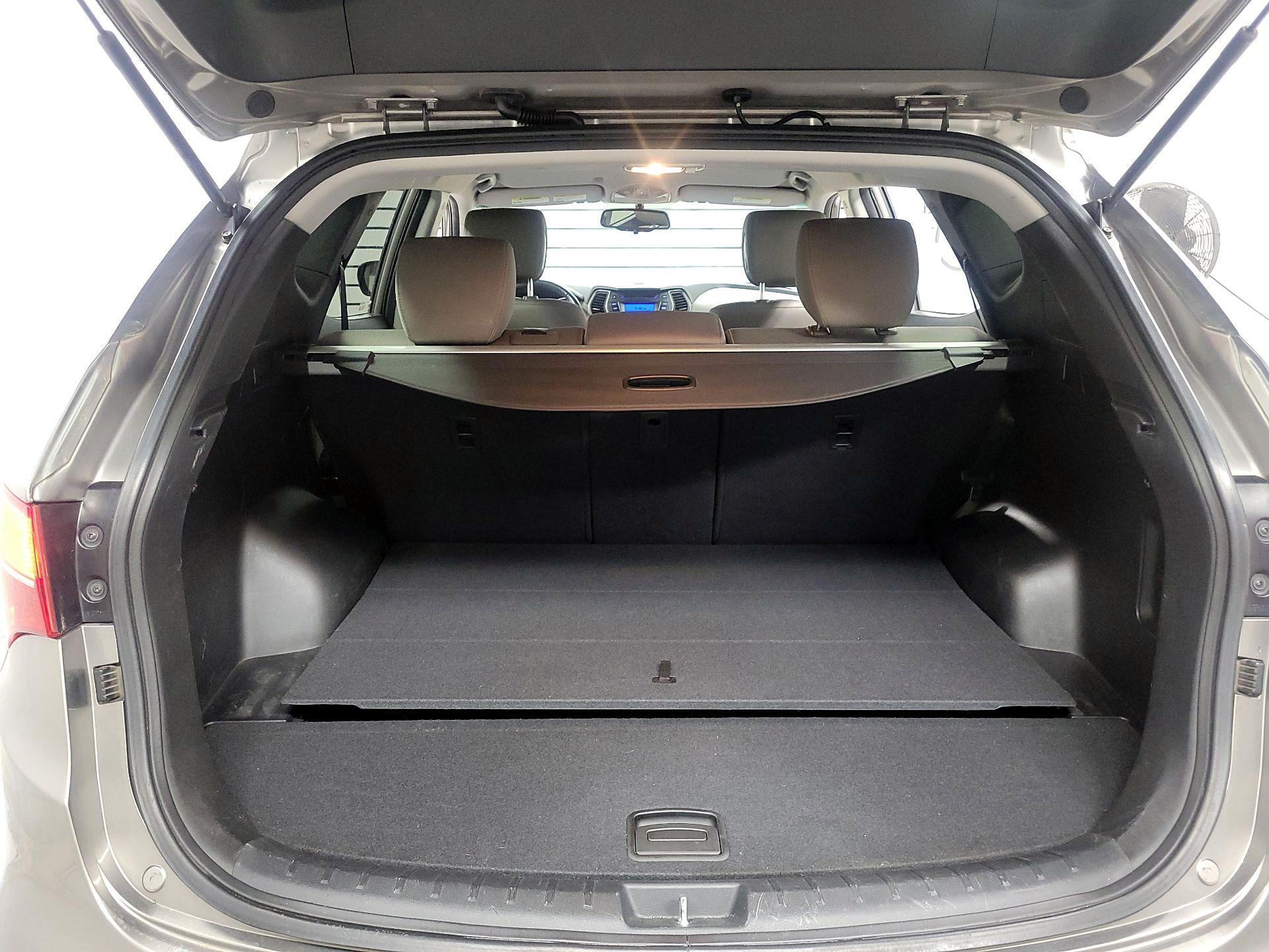 Thumbnail: 2013 Hyundai Santa Fe - 17