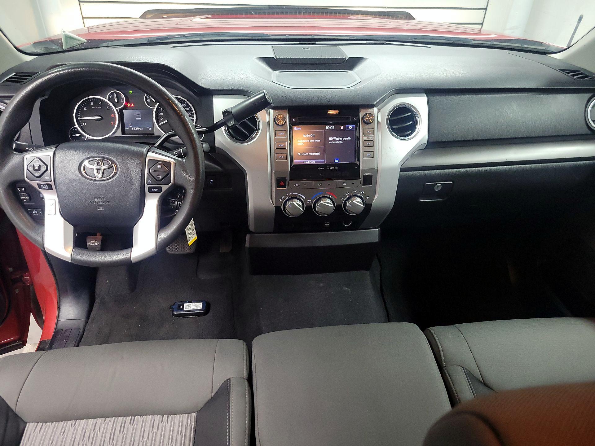 Thumbnail: 2015 Toyota Tundra - 9