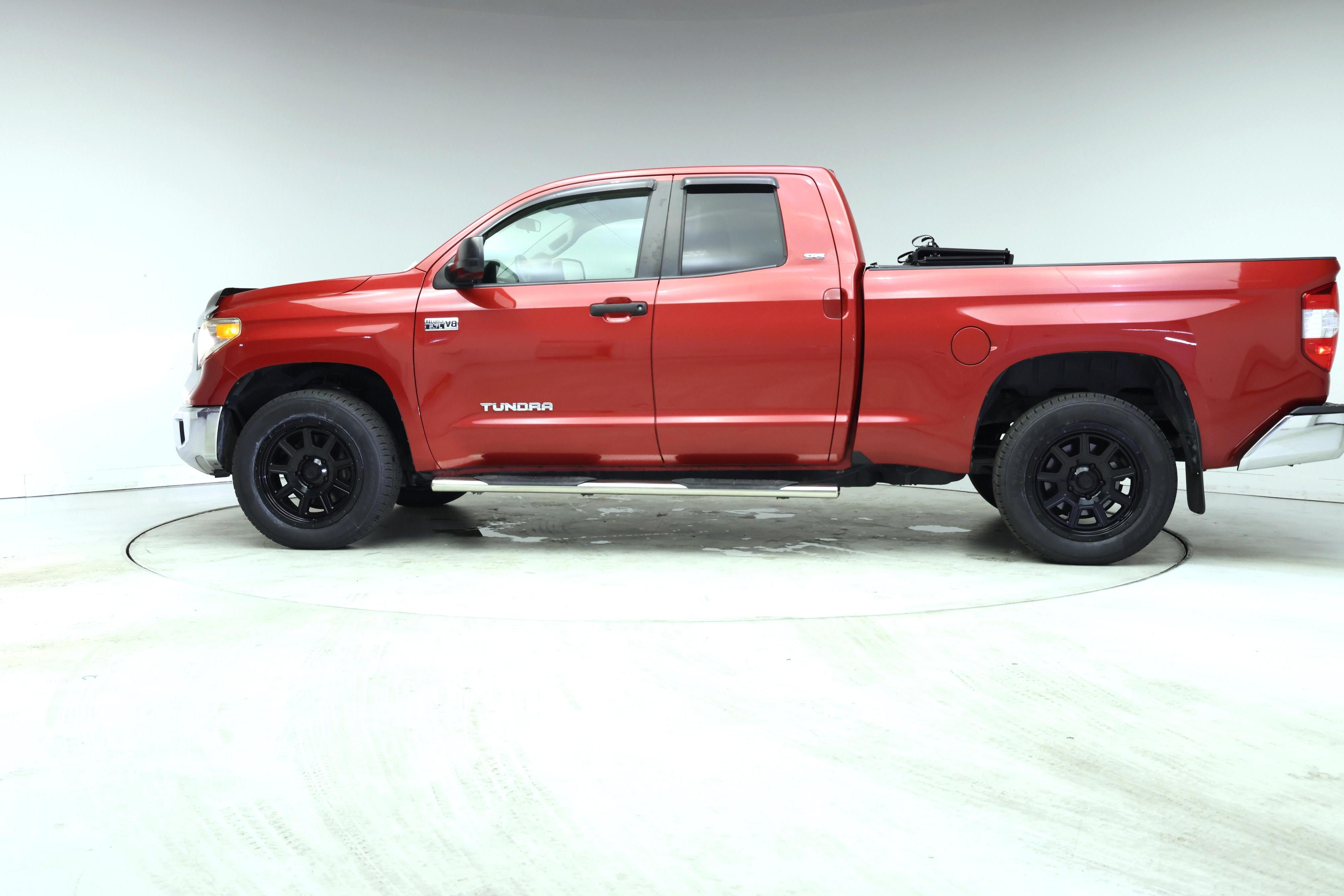 Thumbnail: 2015 Toyota Tundra - 3
