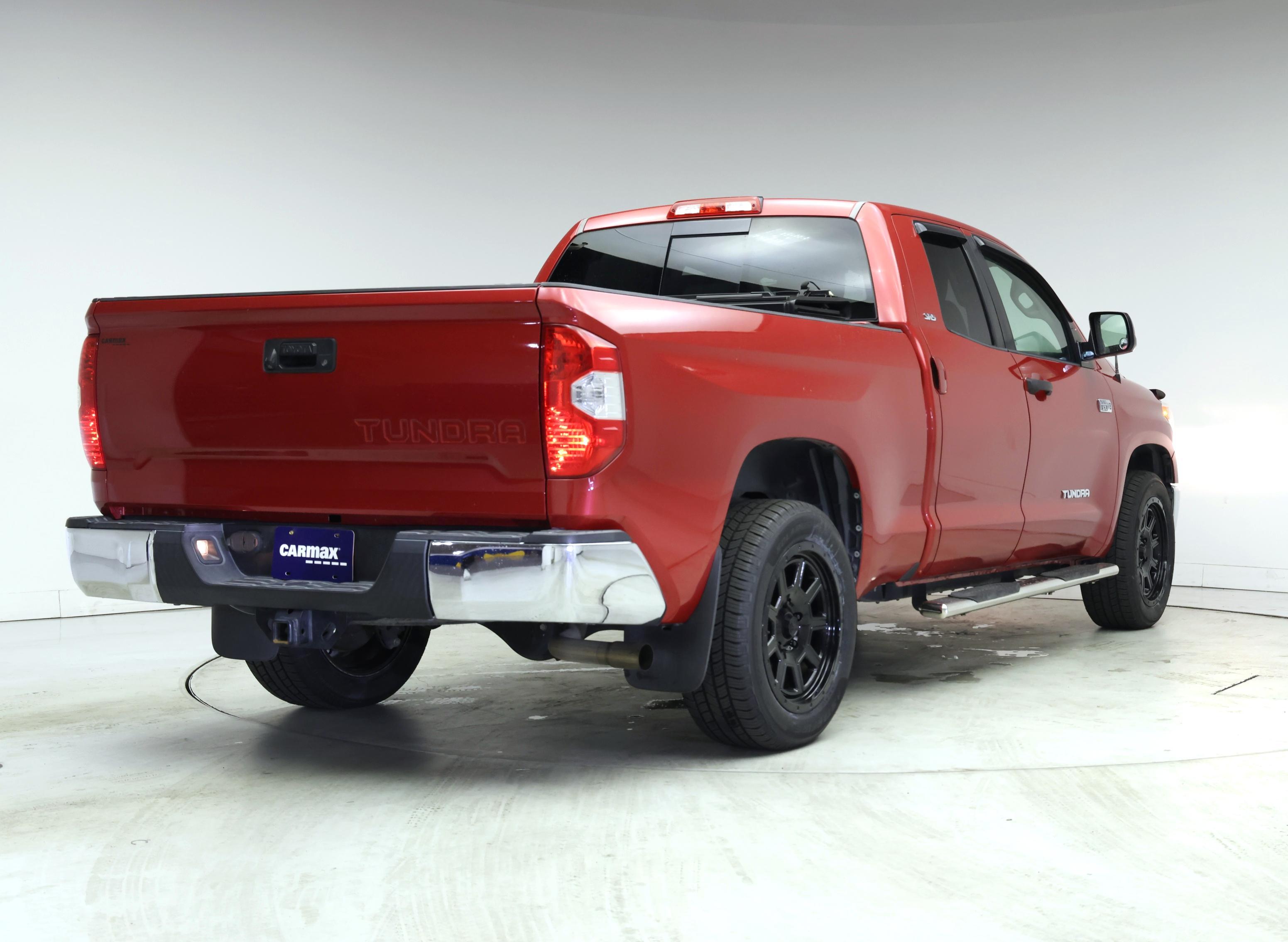 Thumbnail: 2015 Toyota Tundra - 8