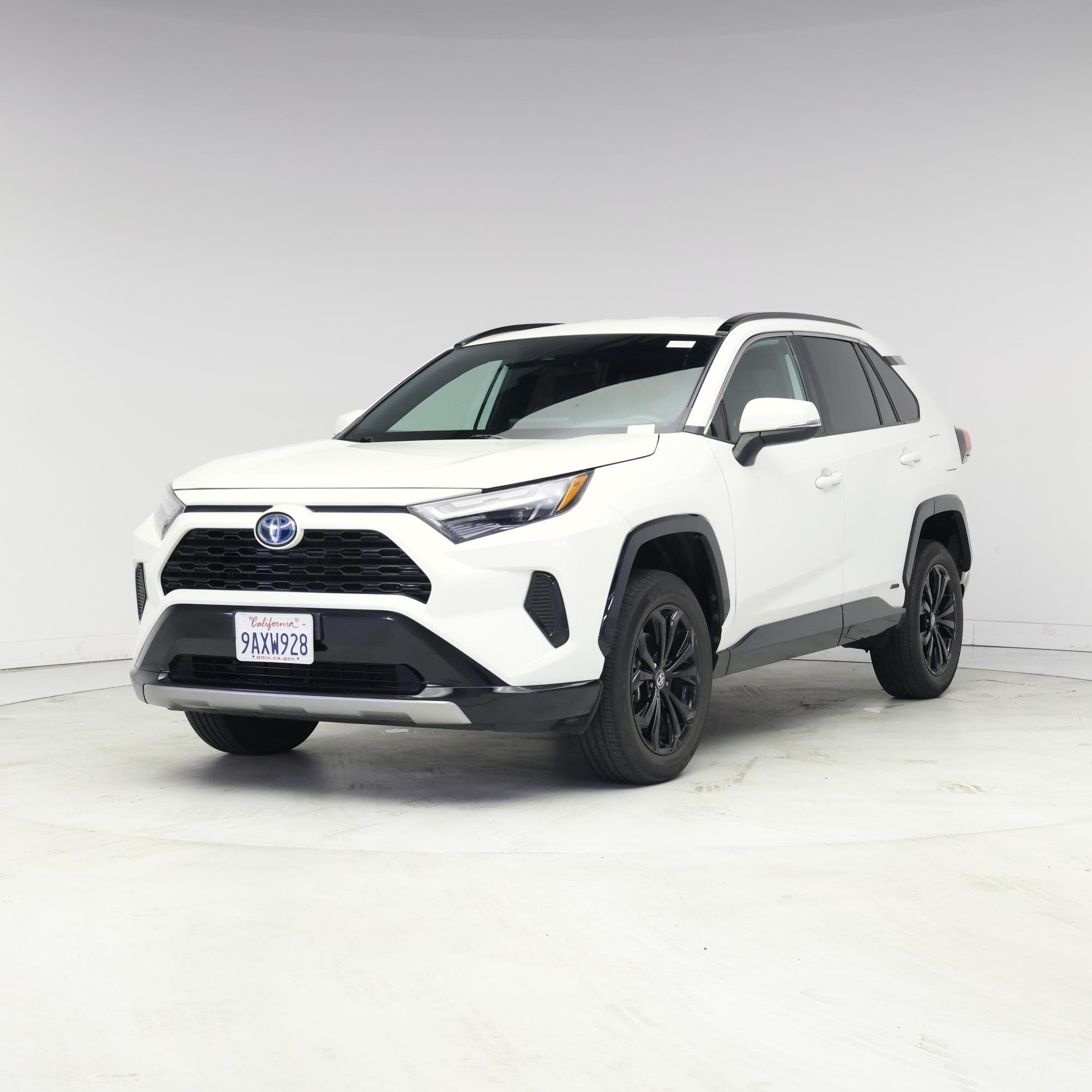 Thumbnail: 2022 Toyota RAV4 - 4
