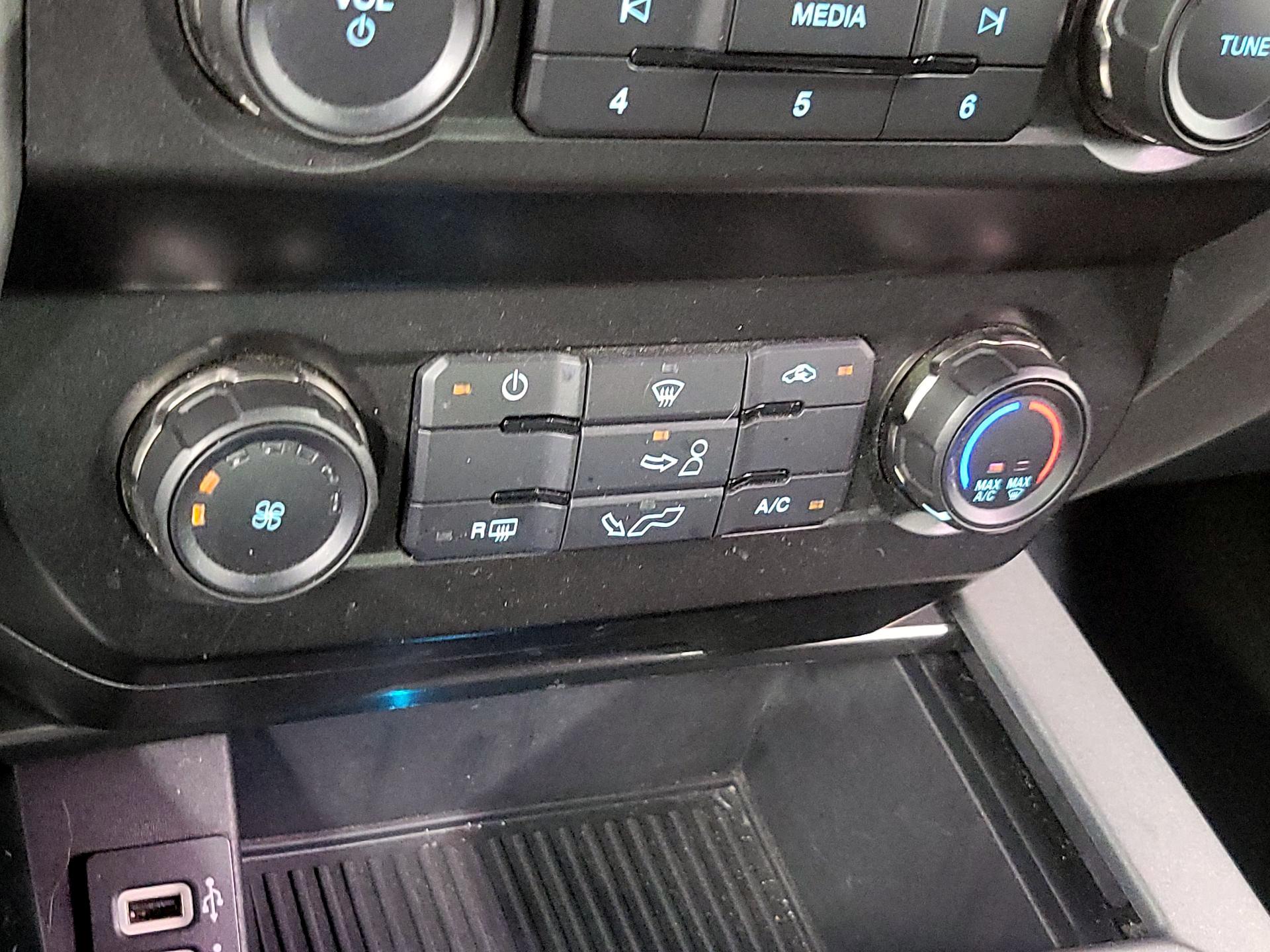 Thumbnail: 2019 Ford F-150 - 15
