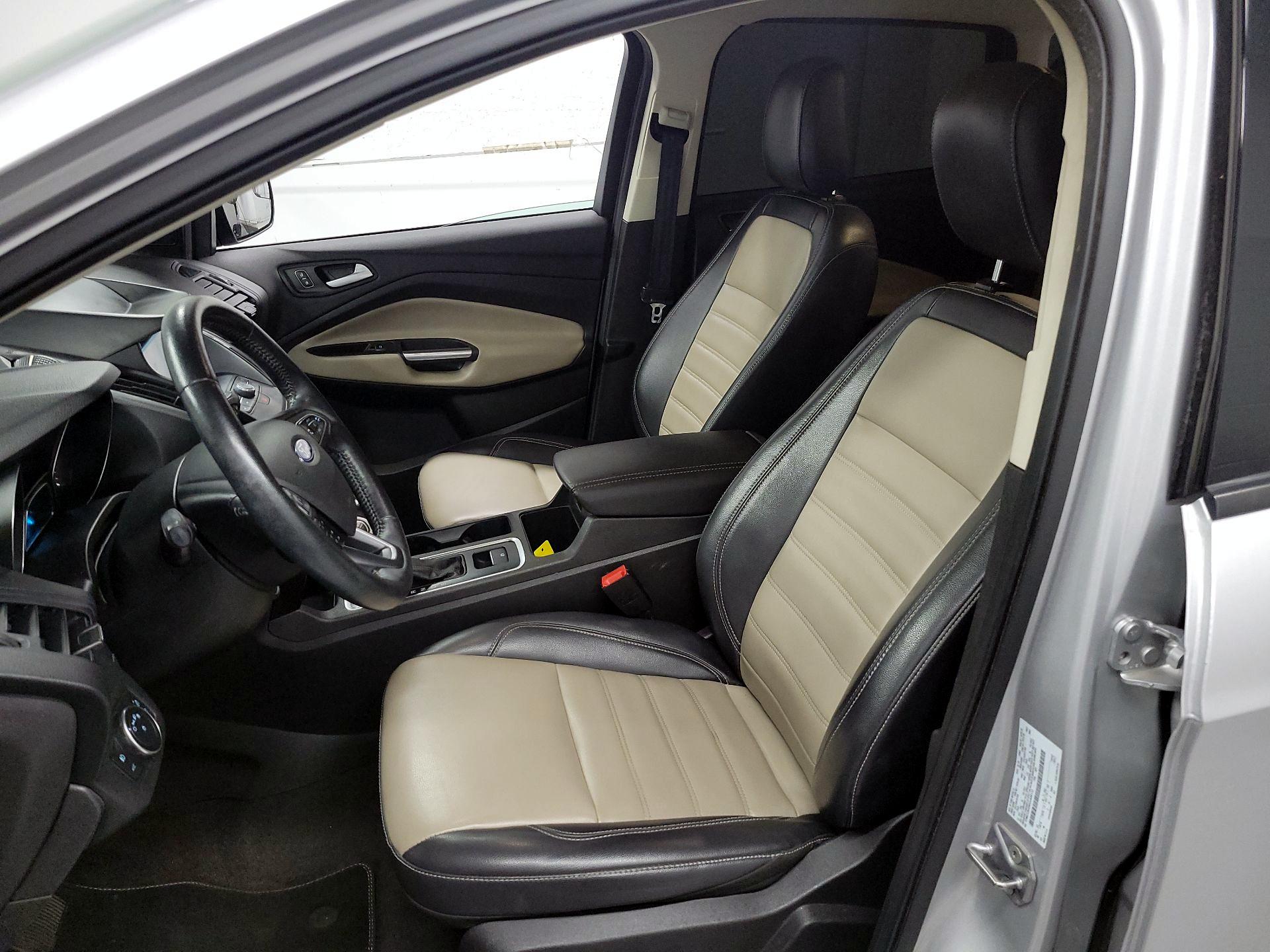 Thumbnail: 2019 Ford Escape - 11