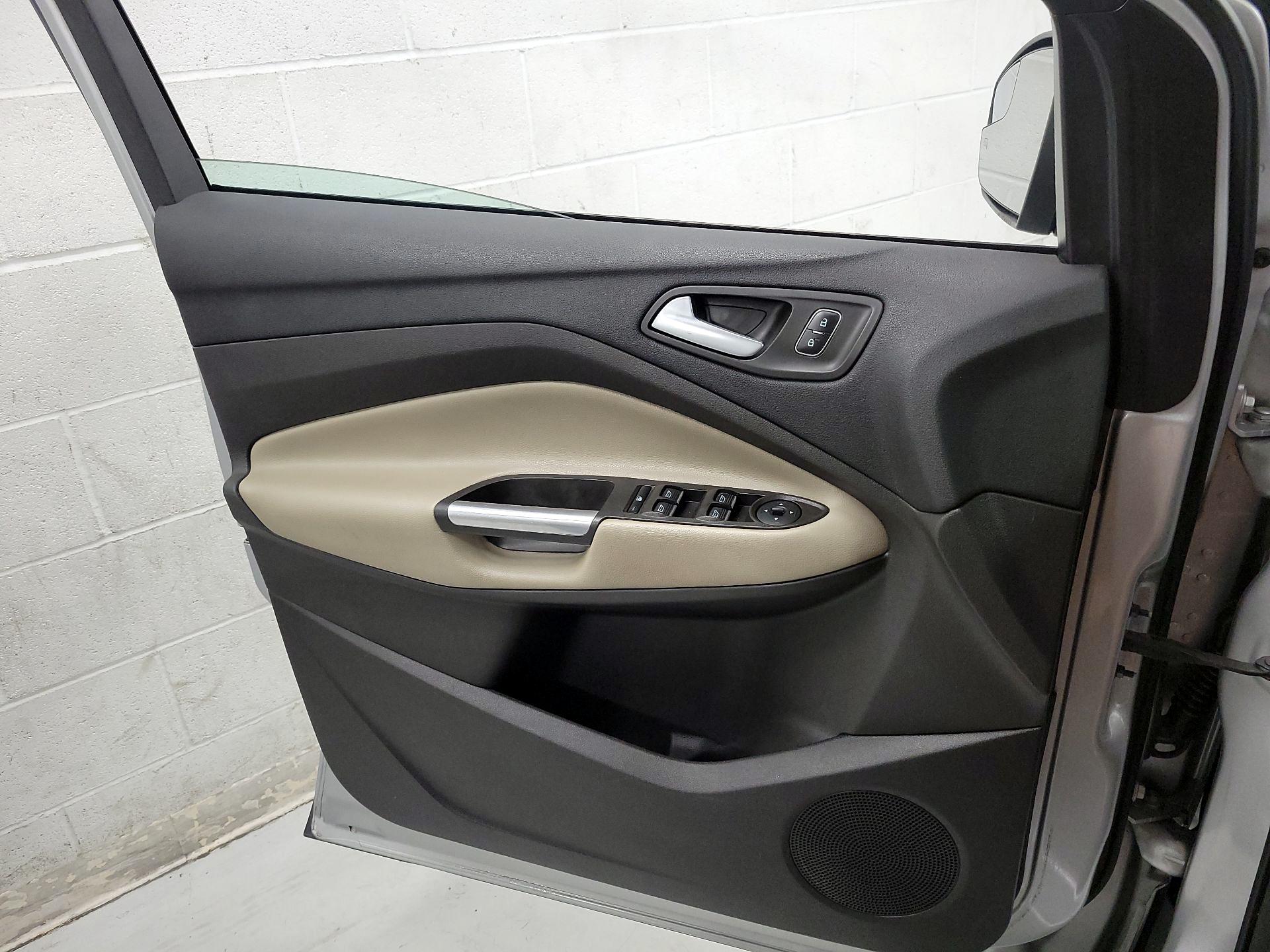 Thumbnail: 2019 Ford Escape - 12