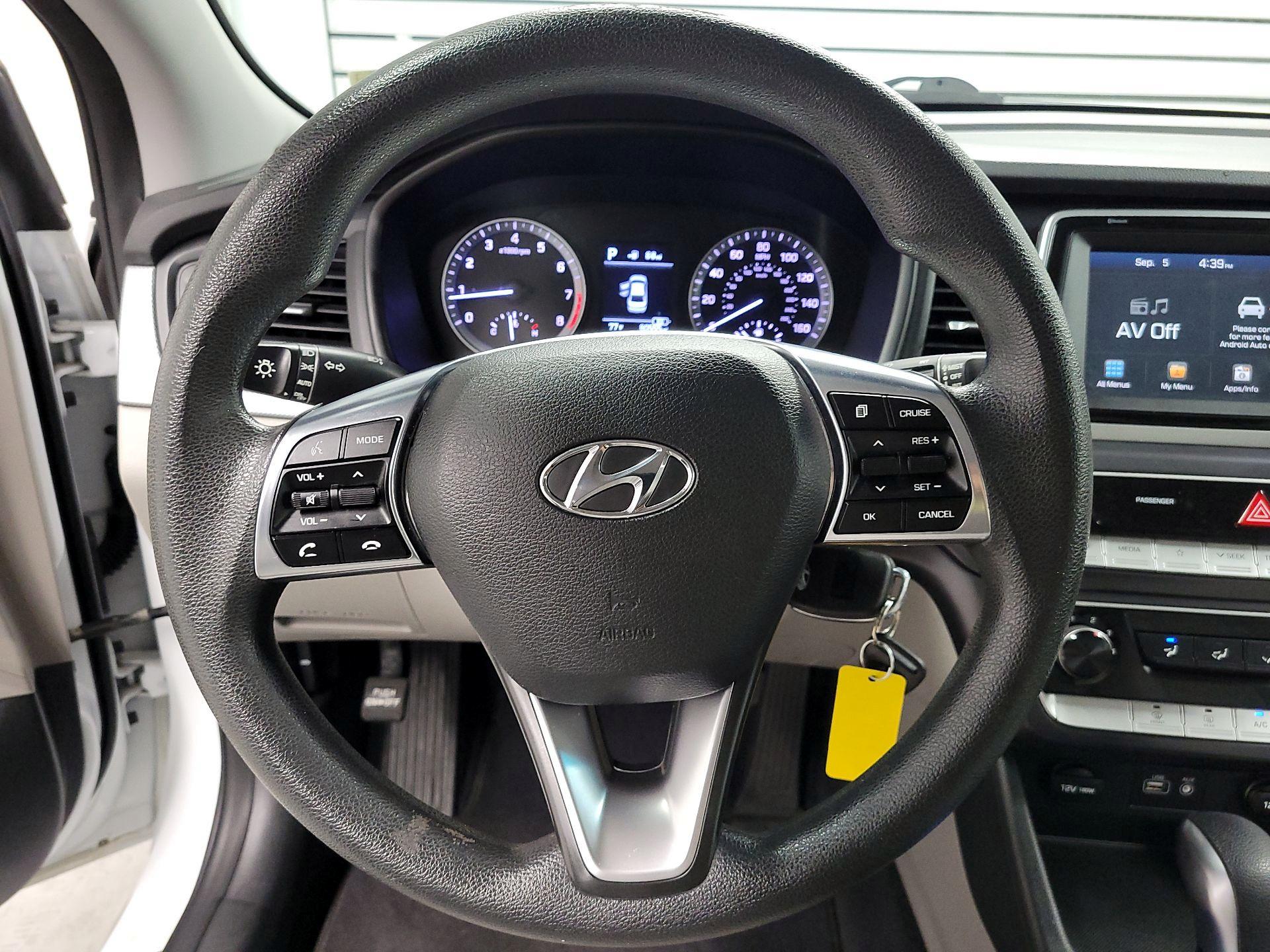 Thumbnail: 2018 Hyundai Sonata - 10