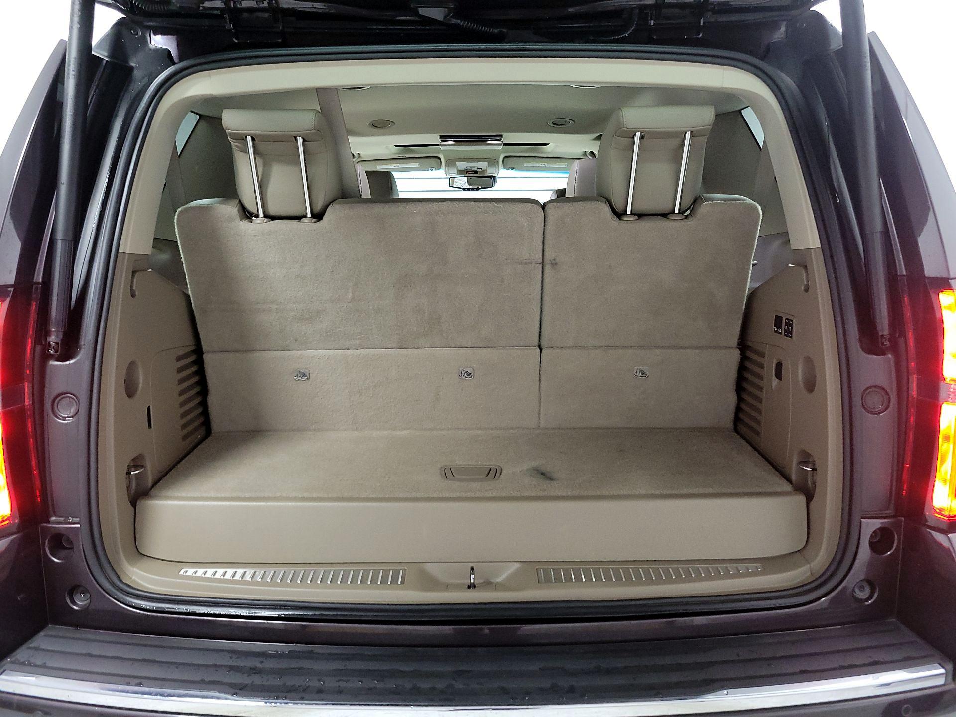 Thumbnail: 2015 Chevrolet Tahoe - 20