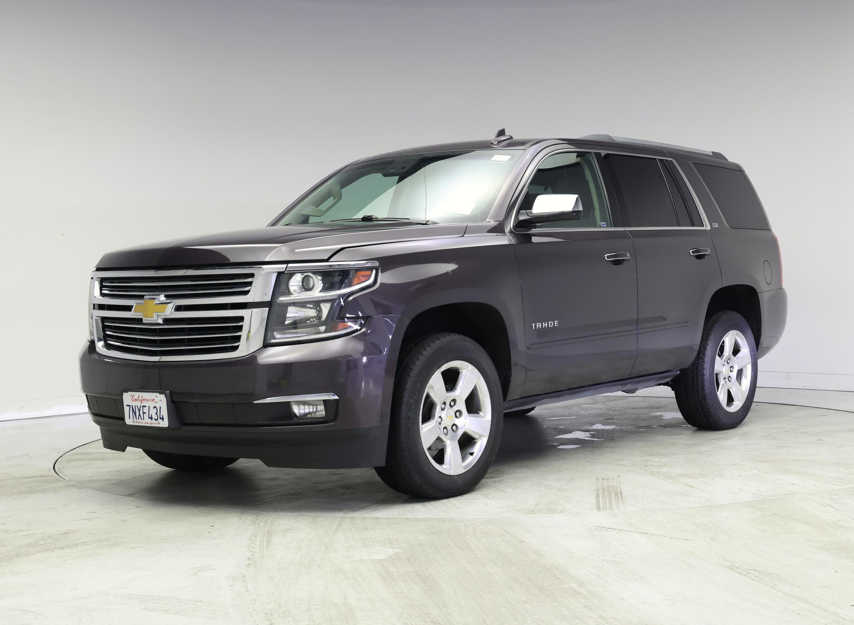 Thumbnail: 2015 Chevrolet Tahoe - 4