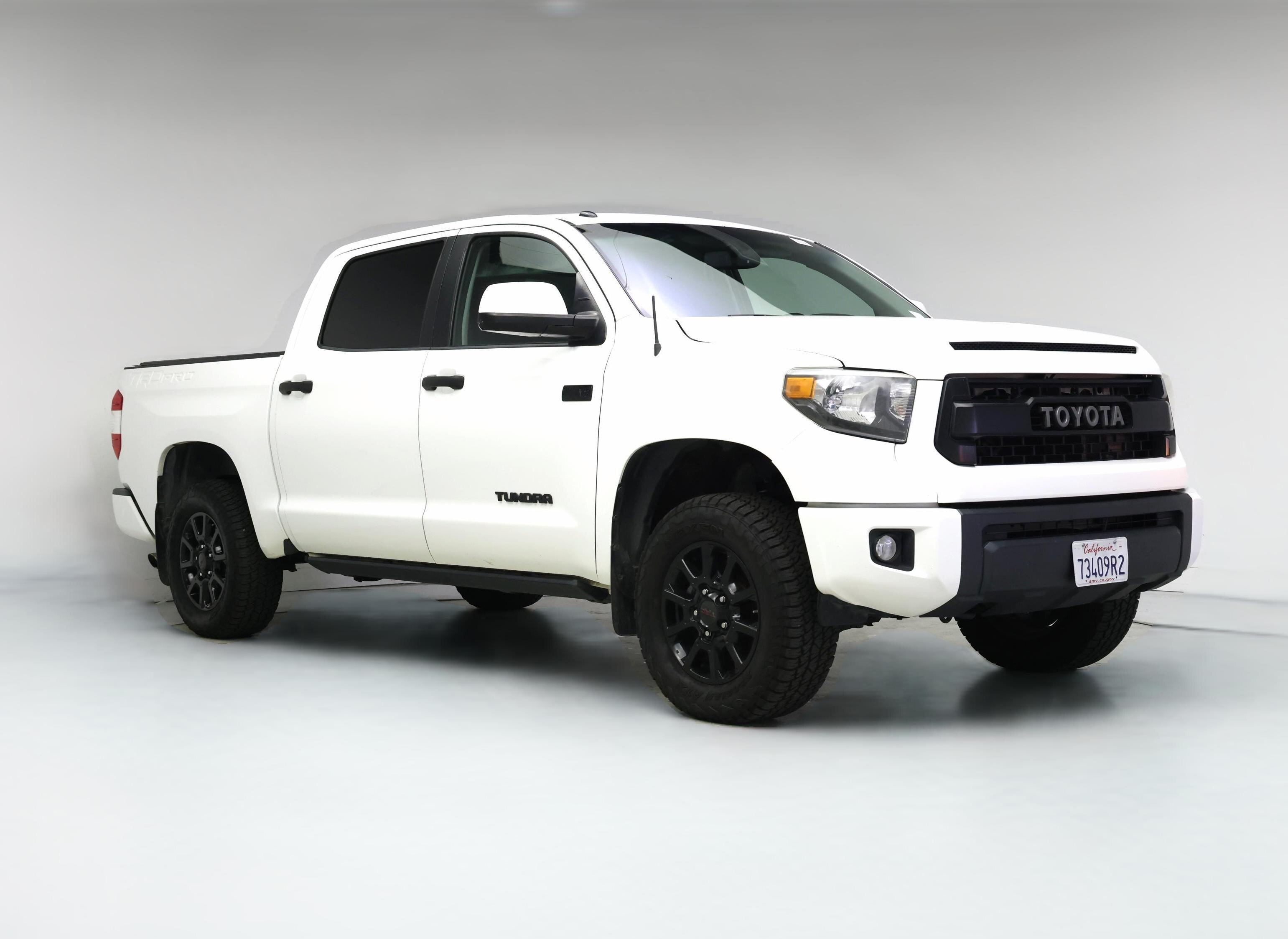 Thumbnail: 2017 Toyota Tundra - 1