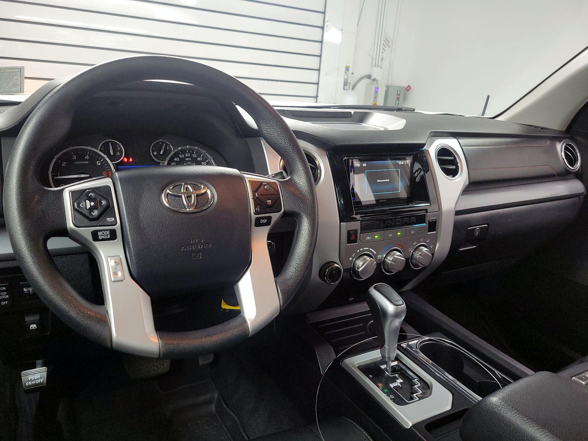 Thumbnail: 2017 Toyota Tundra - 9