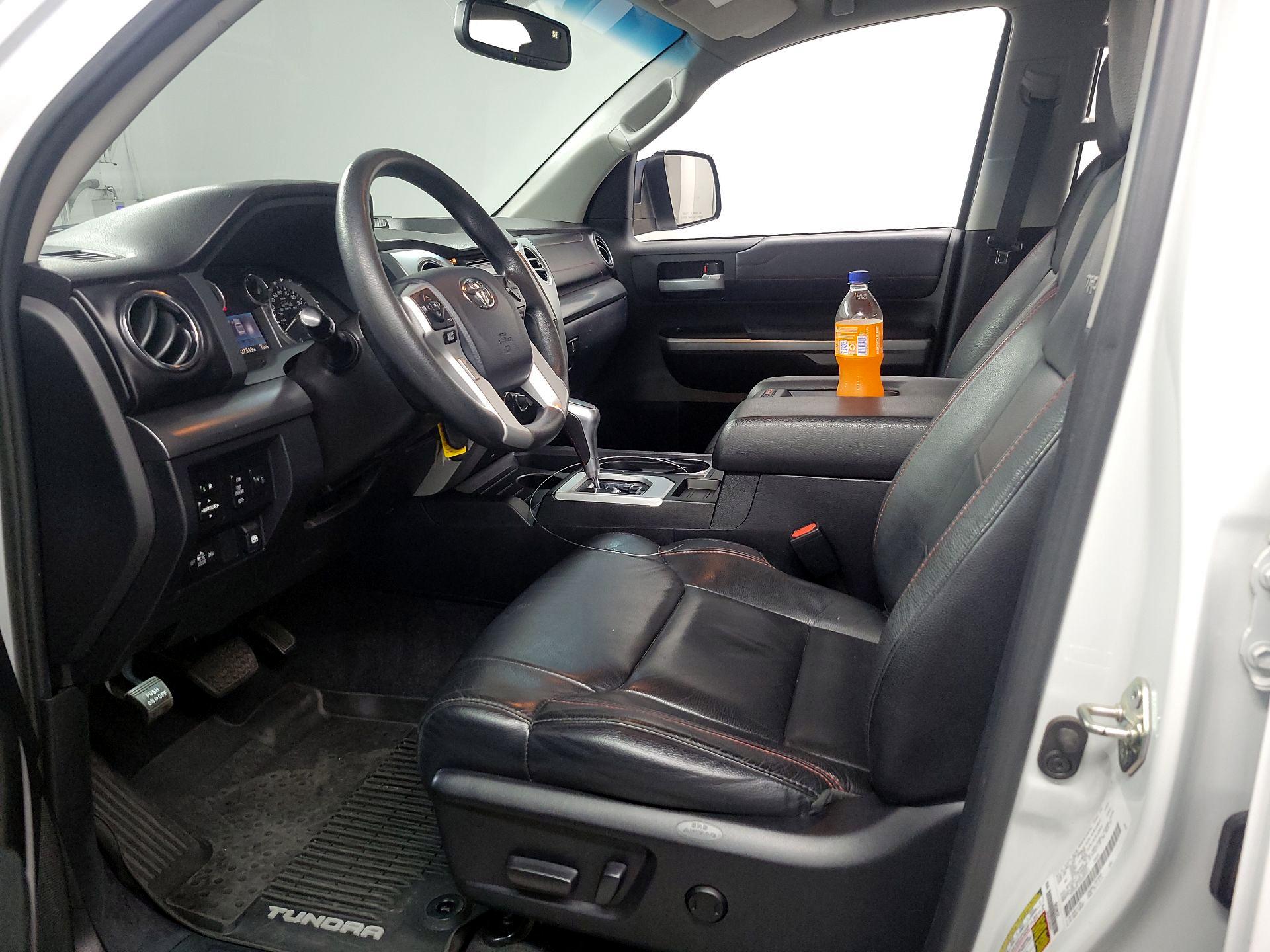 Thumbnail: 2017 Toyota Tundra - 11