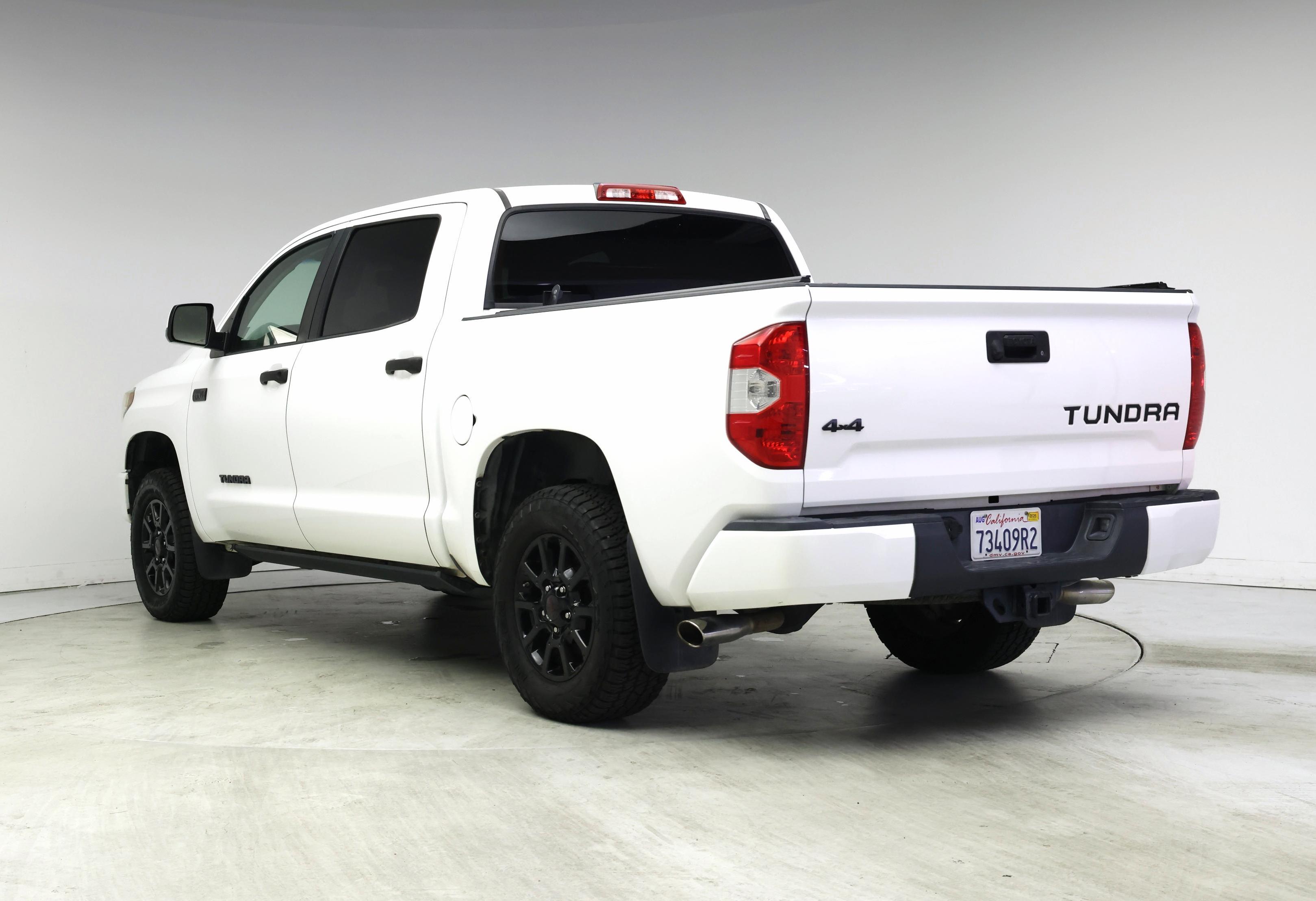 Thumbnail: 2017 Toyota Tundra - 2